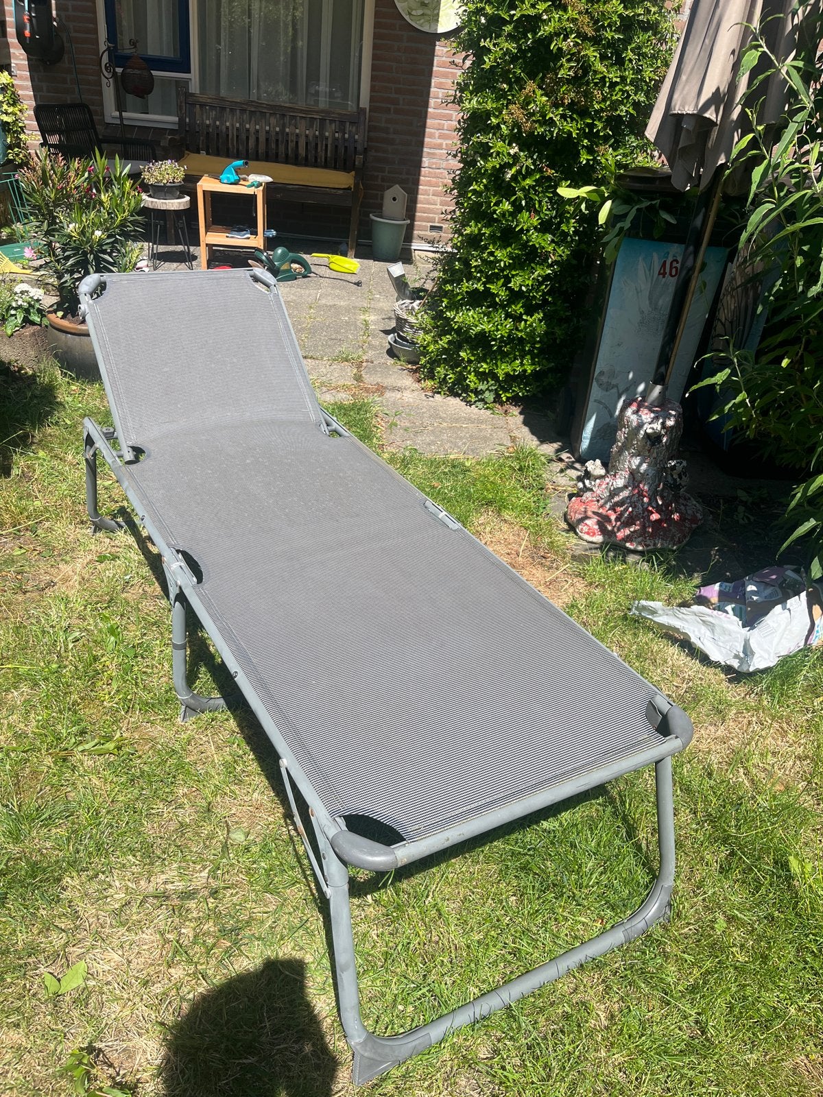 Verstelbare hoge ligstoel voor buiten - Grijs, Tuin en Terras, Ophalen, Gebruikt, Metaal, Verstelbaar