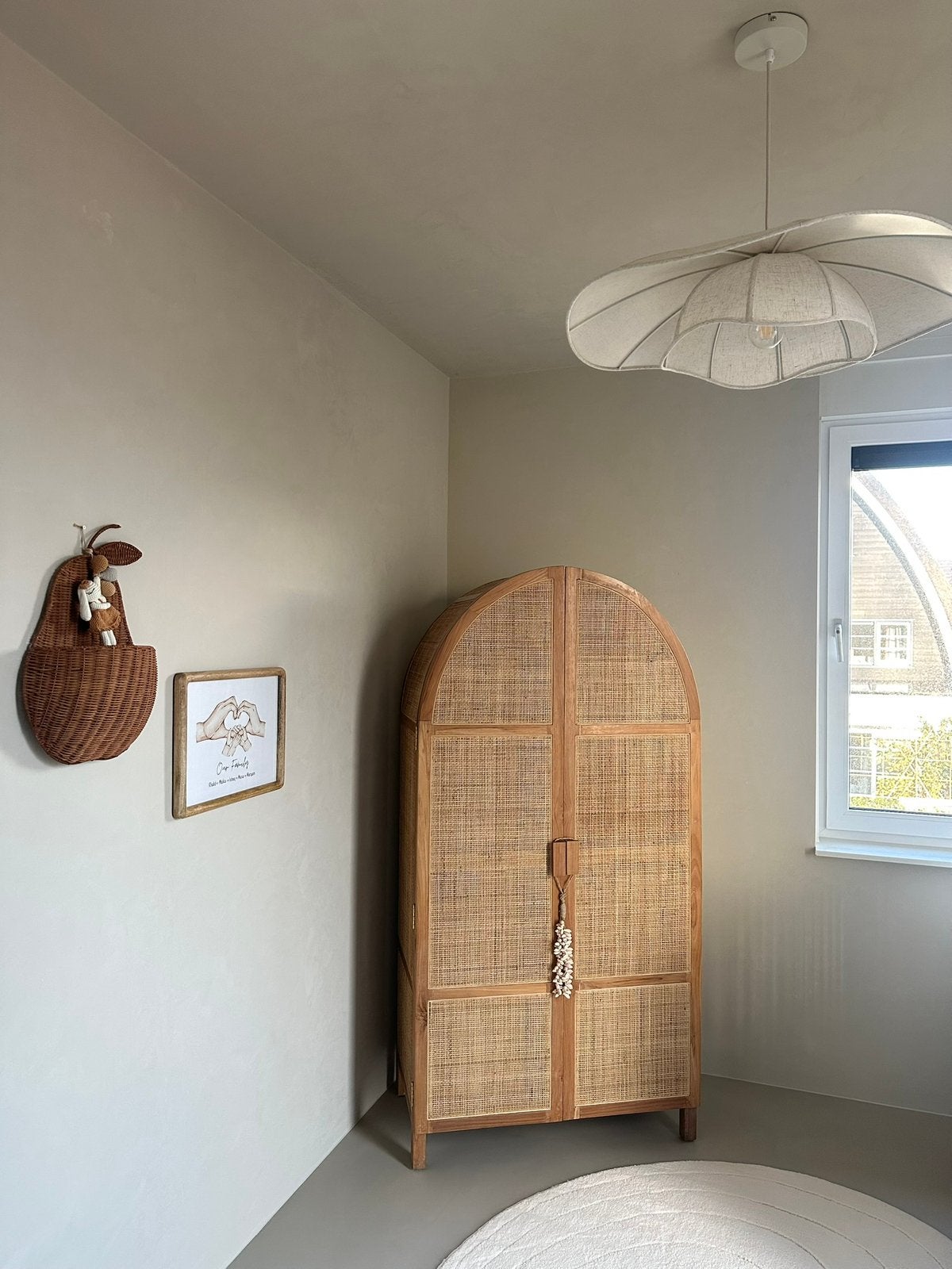 Rotan boog kast, Ophalen, 50 tot 100 cm, Zo goed als nieuw, Minder dan 100 cm