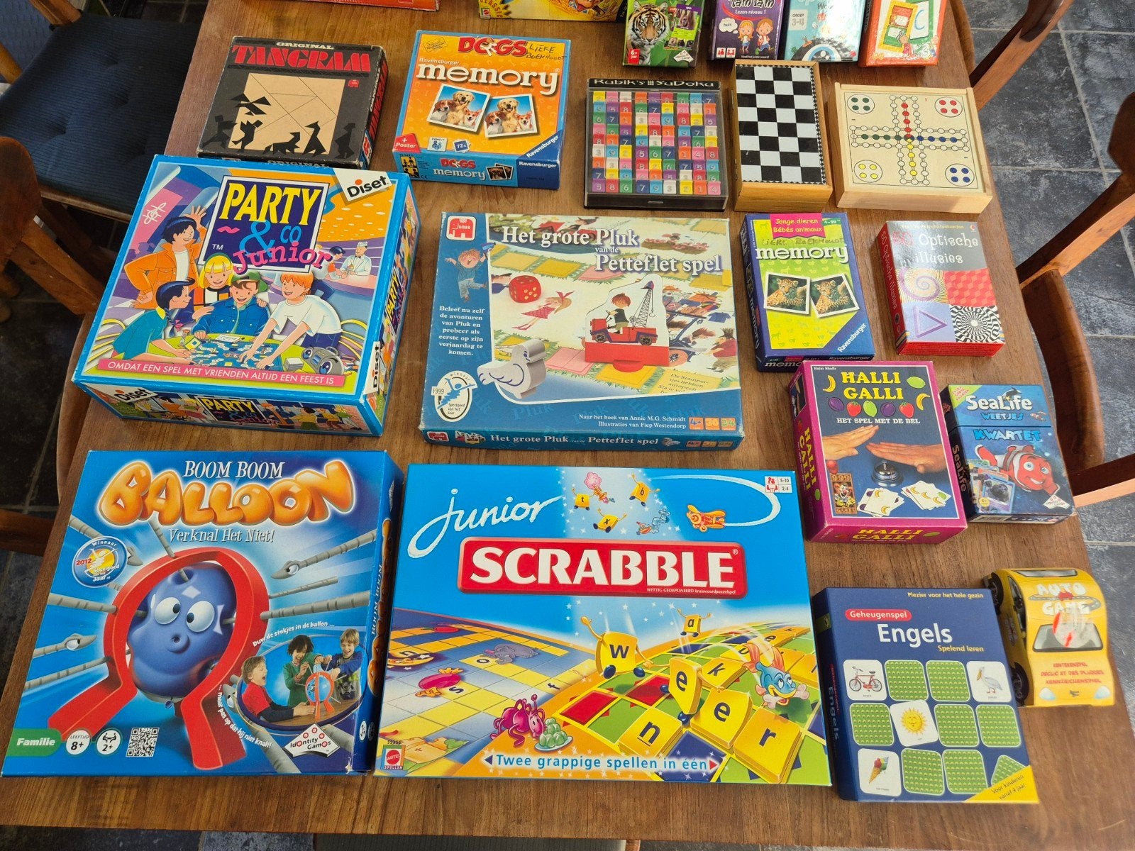 Diverse bordspellen (22) en gezelschapsspellen, Vijf spelers of meer, Ophalen, Gebruikt