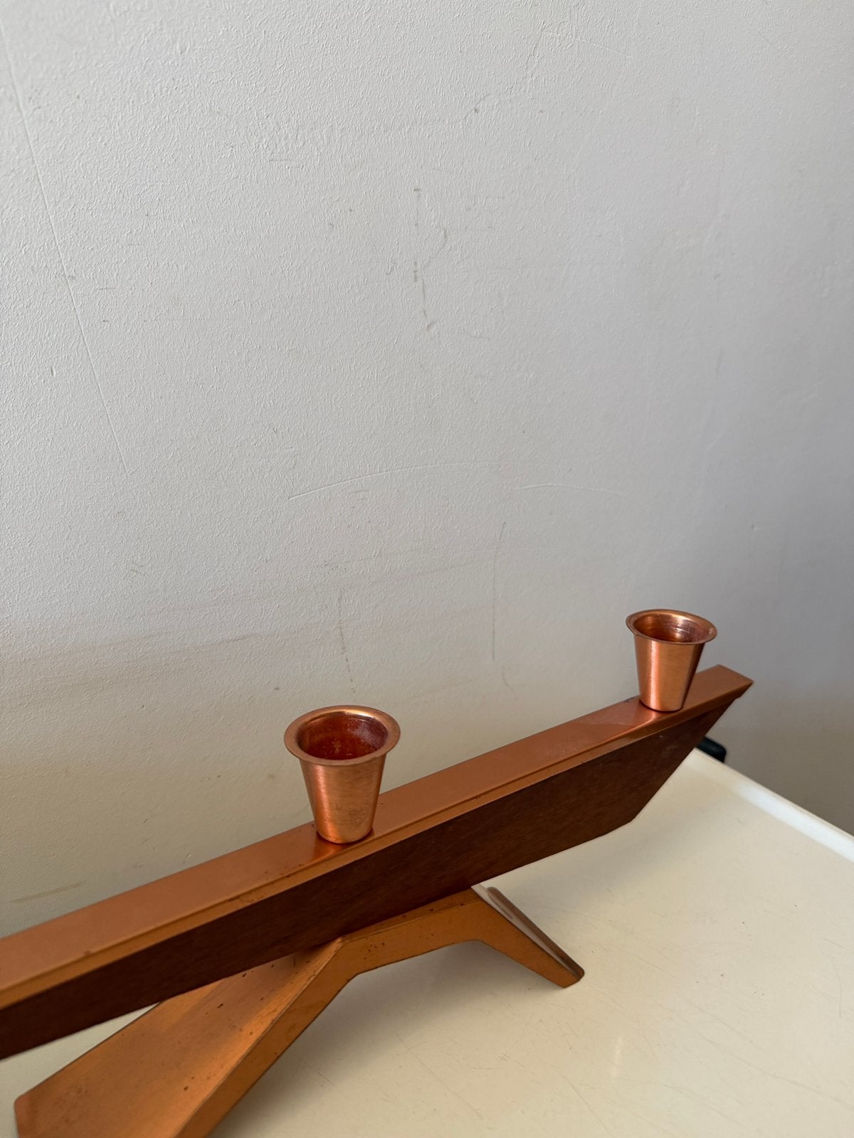 Mid Century teak houten kandelaar, Antiek en Kunst, Ophalen of Verzenden