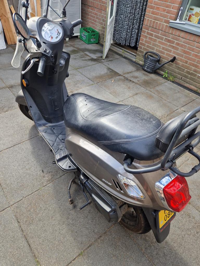 Sym fiddle  2, Ophalen, Benzine