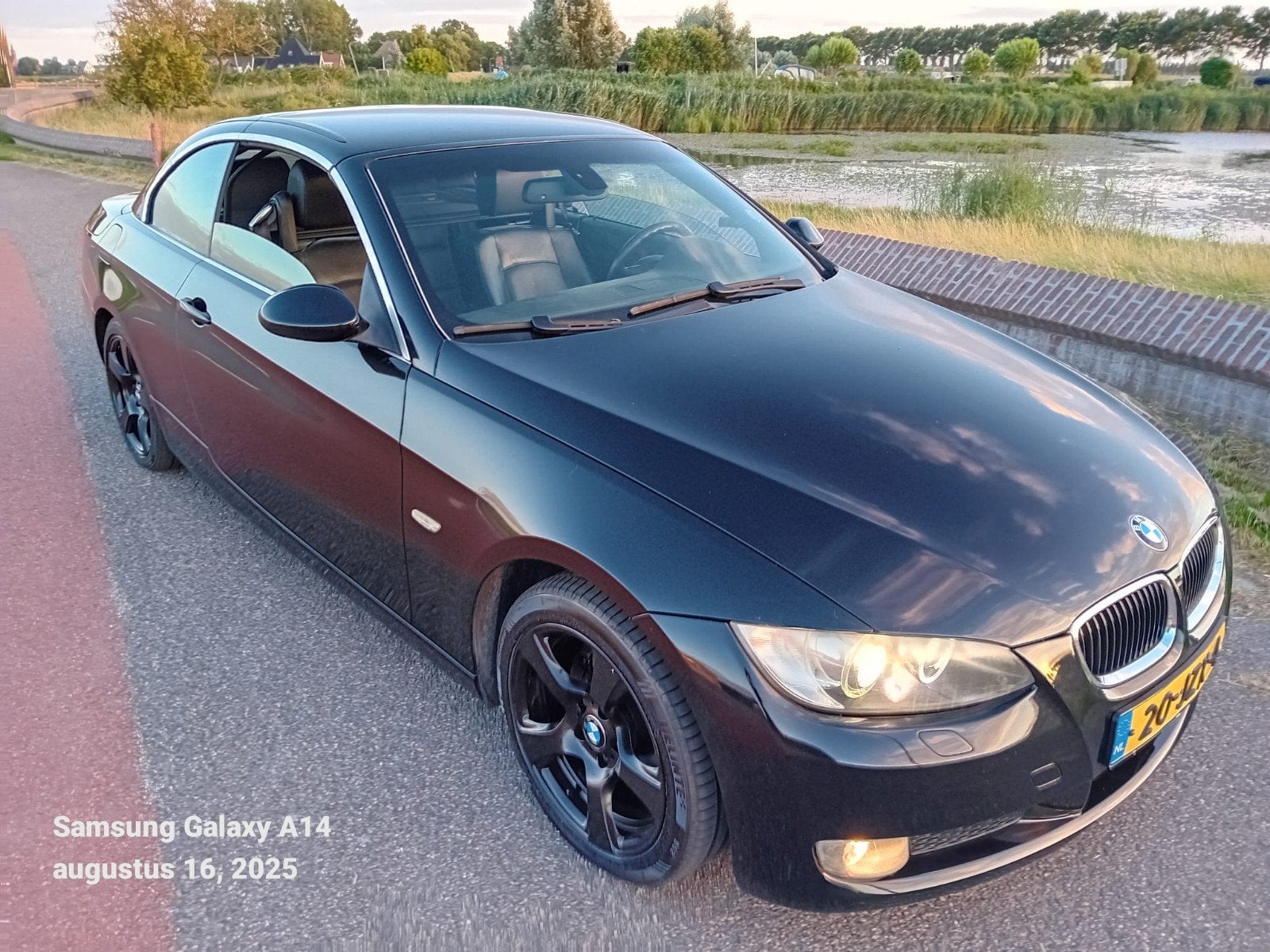 BMW 3-Serie 2.0 I 320 Cabrio 2009 Zwart, Auto's, Voorwielaandrijving, 15 km/l, 1995 cc, 4 cilinders