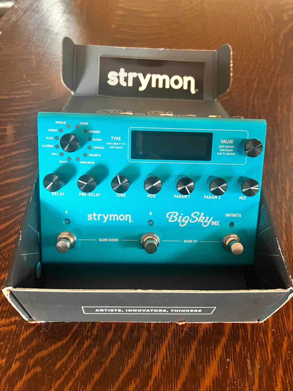 Foto 2 van Strymon BigSky MX – Dual Engine Reverb