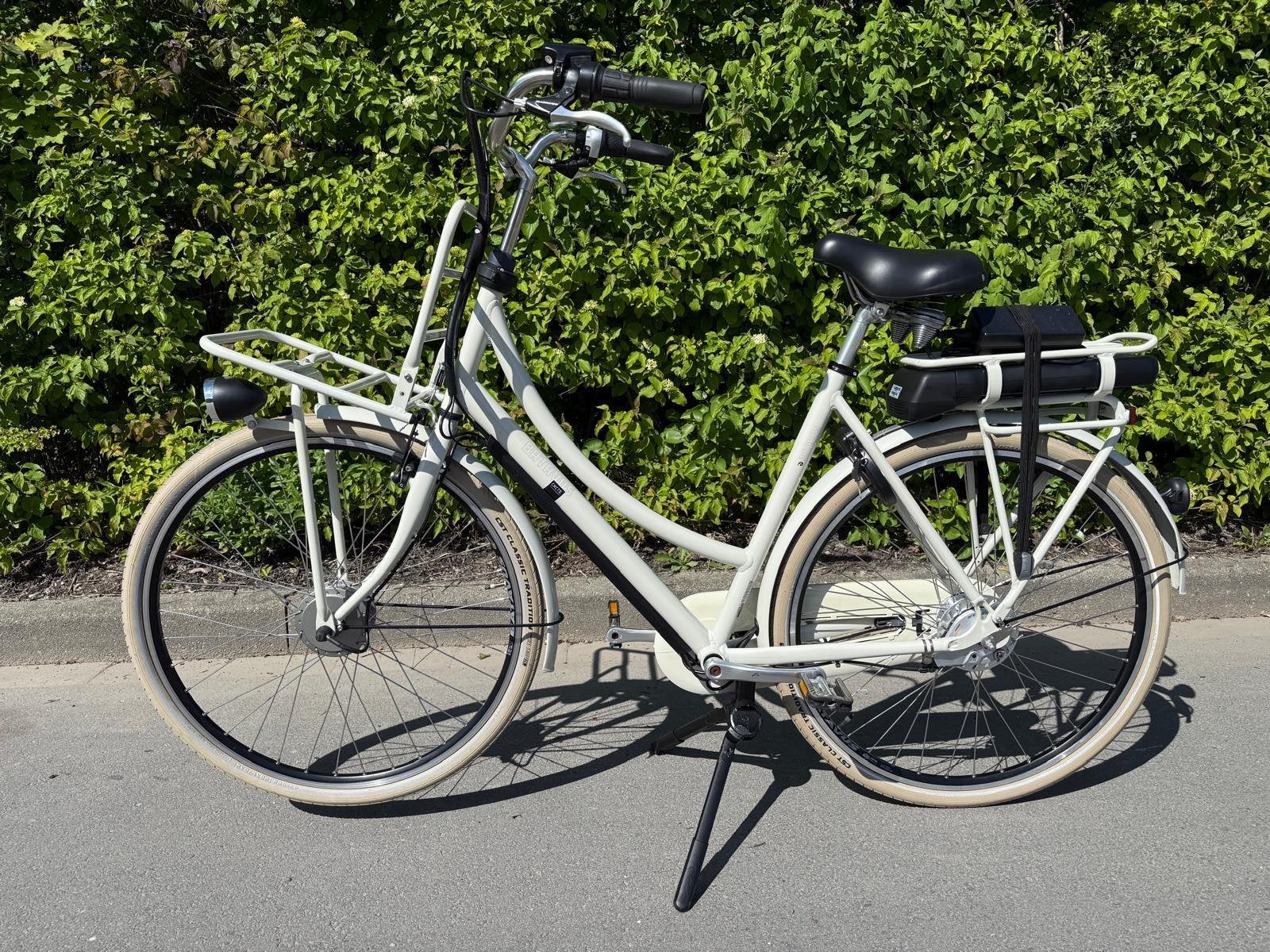 BATAVUS CNCTD elektrische transport fiets, 55 tot 59 cm, Ophalen, Zo goed als nieuw, Batavus