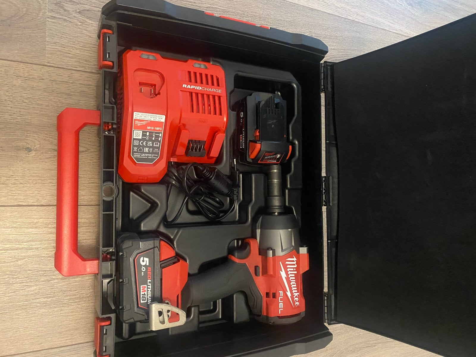 Milwaukee M18 FUEL Slagmoersleutel Set - Zo goed als nieuw, 600 watt of meer, Variabele snelheid, Overige typen, Ophalen of Verzenden