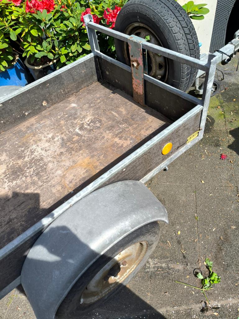 Aanhanger gecalvaniceerde onderstel met Reserve wiel, Auto diversen, Aanhangwagen-onderdelen, Ophalen of Verzenden