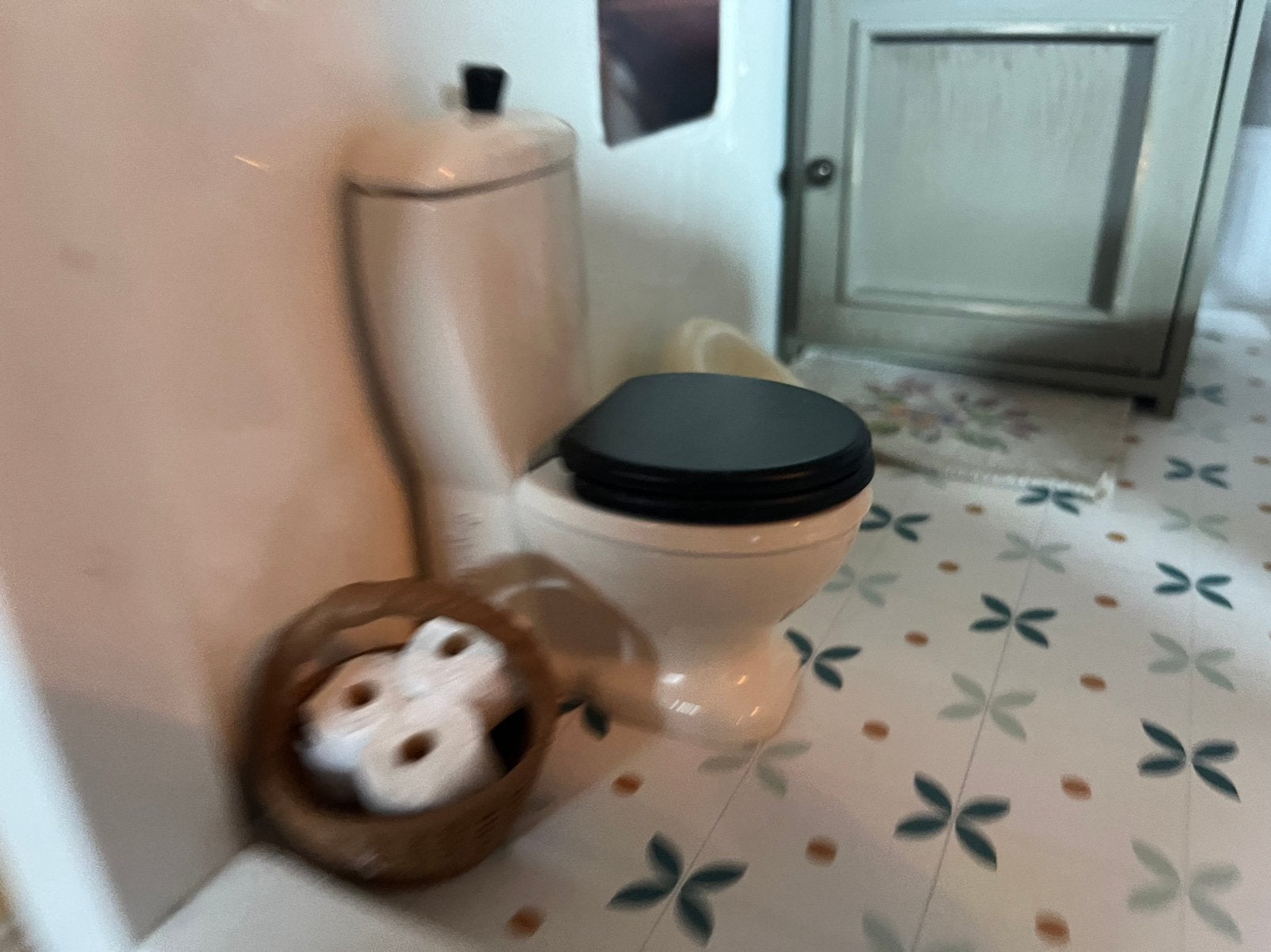3 rolletjes toiletpapier poppenhuis incl verzenden, Ophalen, Nieuw, Poppenhuis