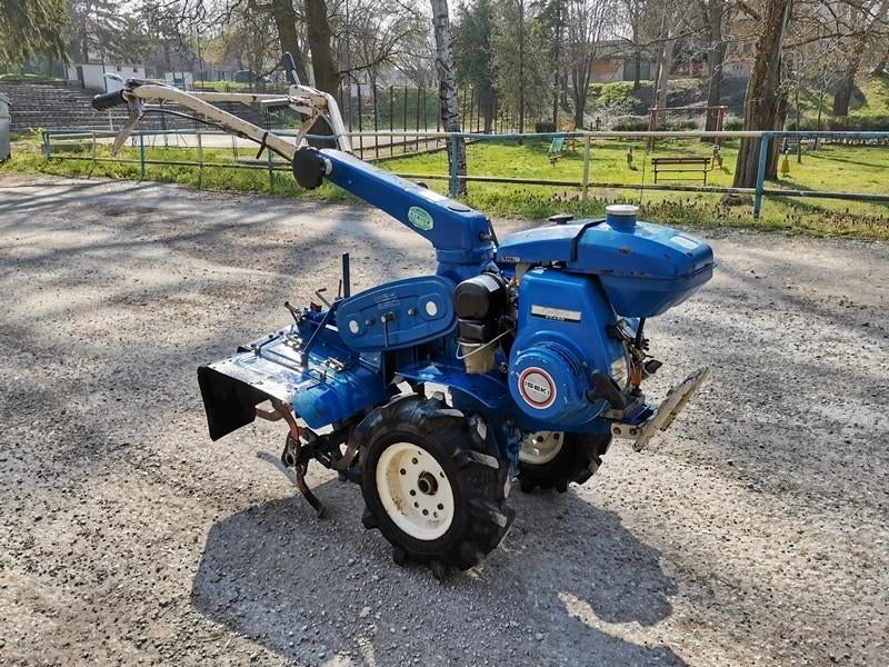 Gezocht carburateur van een iseki kc450 of kawasaki kf522, Ophalen of Verzenden