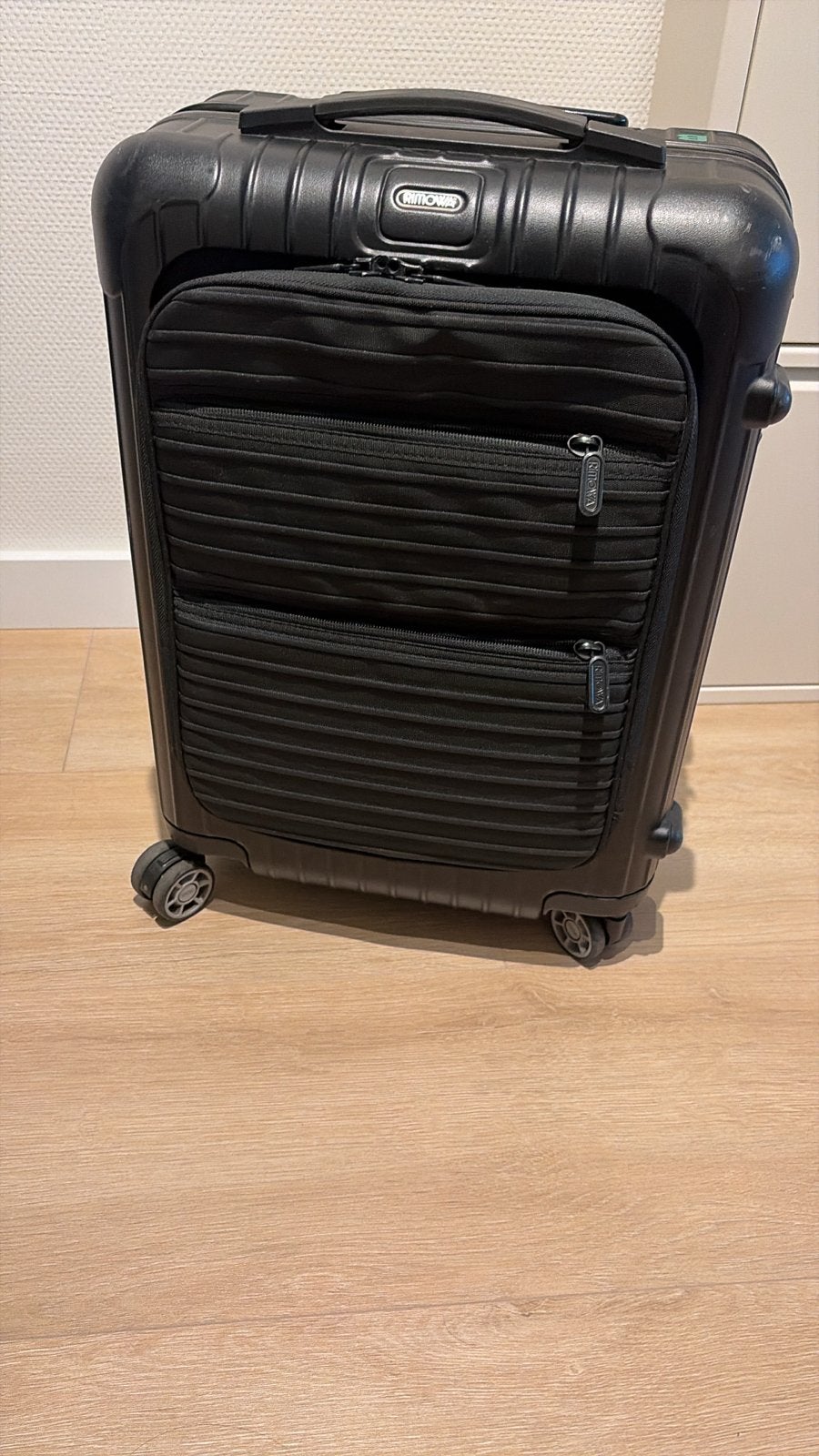 Rimowa Bolero Cabin Trolley - Zwart, 40 tot 60 cm, Gebruikt, 20 tot 30 cm, Zwart