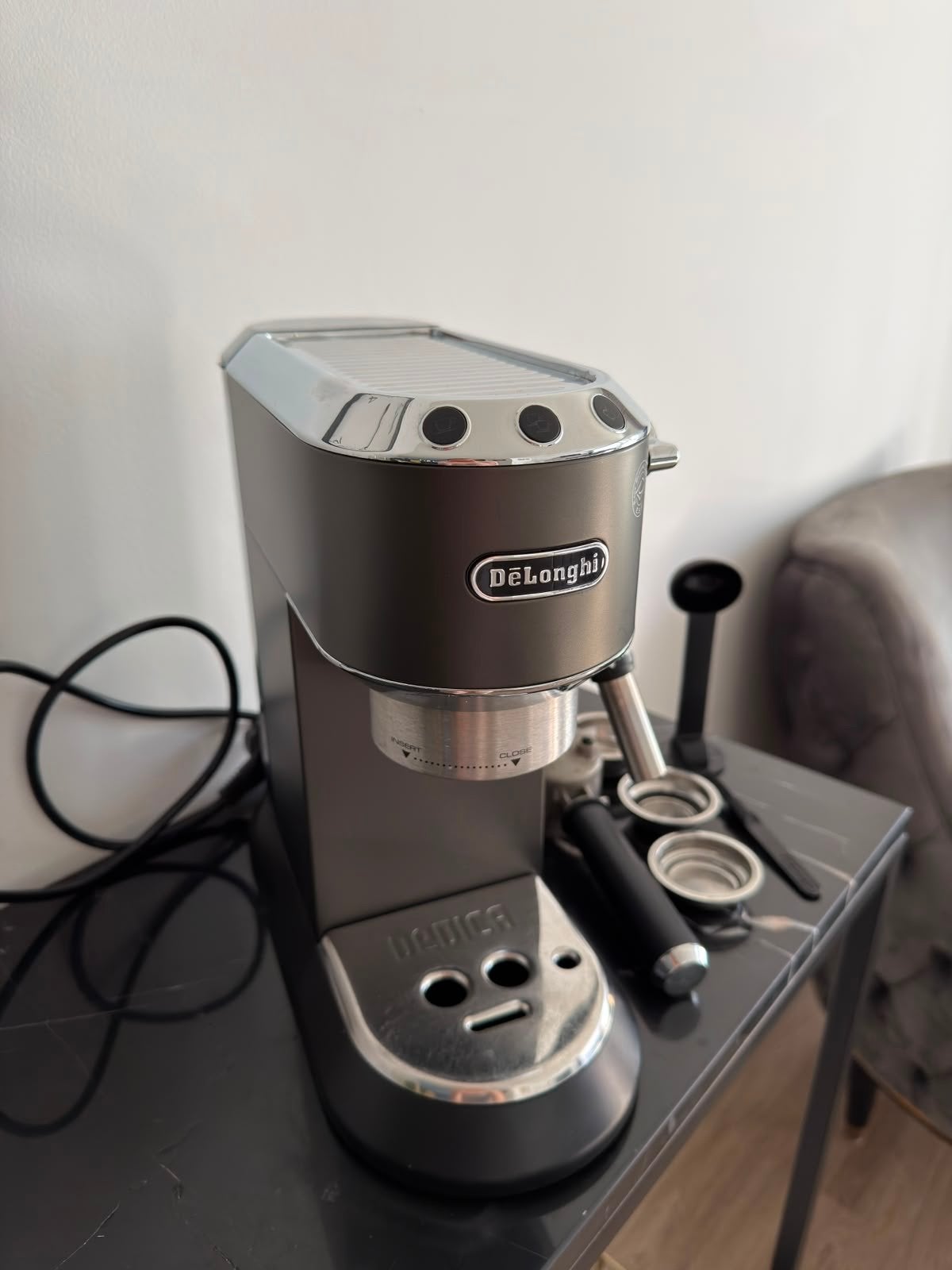 De'Longhi Dedica Style EC 685.M Espressomachine, Afneembaar waterreservoir, Espresso apparaat, Gemalen koffie, Ophalen of Verzenden