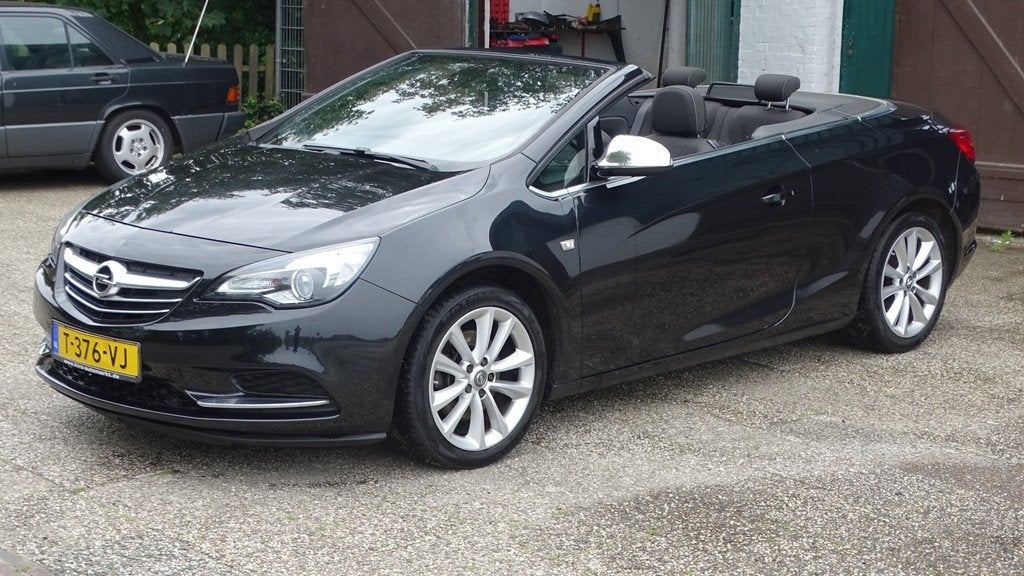 Opel Cascada 1.4 Turbo APK nieuw 31-5-27, Auto's, Opel, Voorwielaandrijving, Euro 5, 4 cilinders, Cabriolet