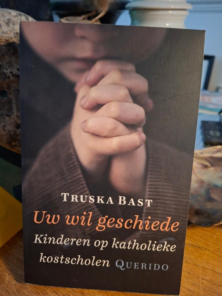 Truska Bast - Uw wil geschiede, Boeken, Verzenden, Zo goed als nieuw, Truska Bast