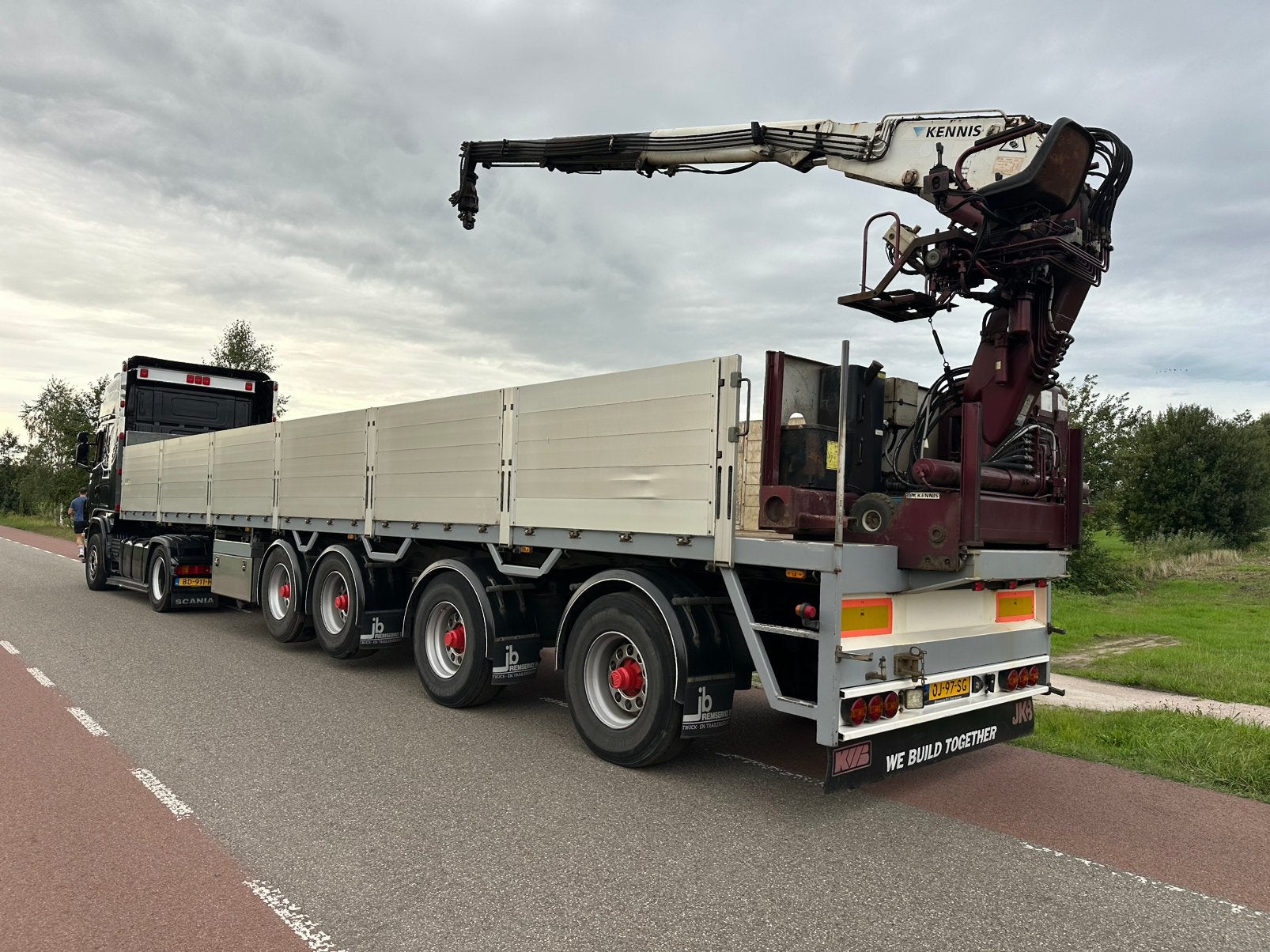 Kennis Steenoplegger met Kennis Kraan R 14.000 (2008), Auto's, Vrachtwagens, Bedrijf, Te koop