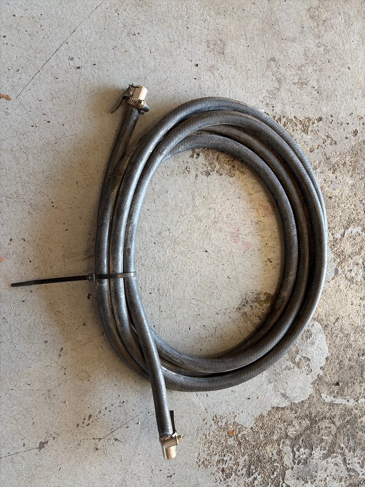 Rubberen persluchtslang met klauwkoppelingen, Doe-het-zelf en Verbouw, Ophalen of Verzenden