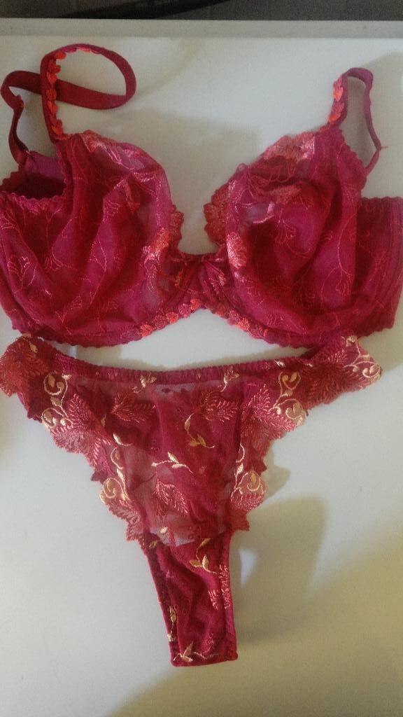 75E  --  Prima Donna- bh      (evt. met string M ), Prima Donna, Verzenden, Roze, Setje