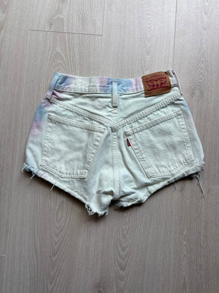 Levi's 501 Dames Korte Broek W25, Blauw, ., Ophalen of Verzenden, Zo goed als nieuw