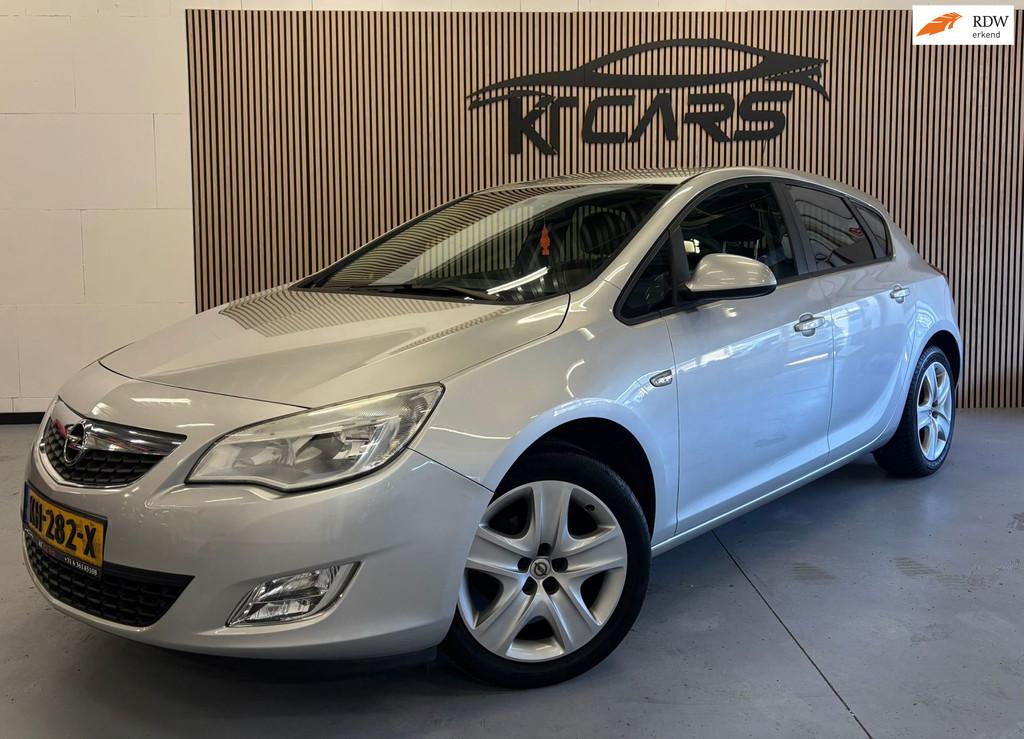 Opel Astra 1.4 Edition 5DRS | Airco | LM Velgen | Cruise Con, Voorwielaandrijving, Euro 5, Gebruikt, 4 cilinders
