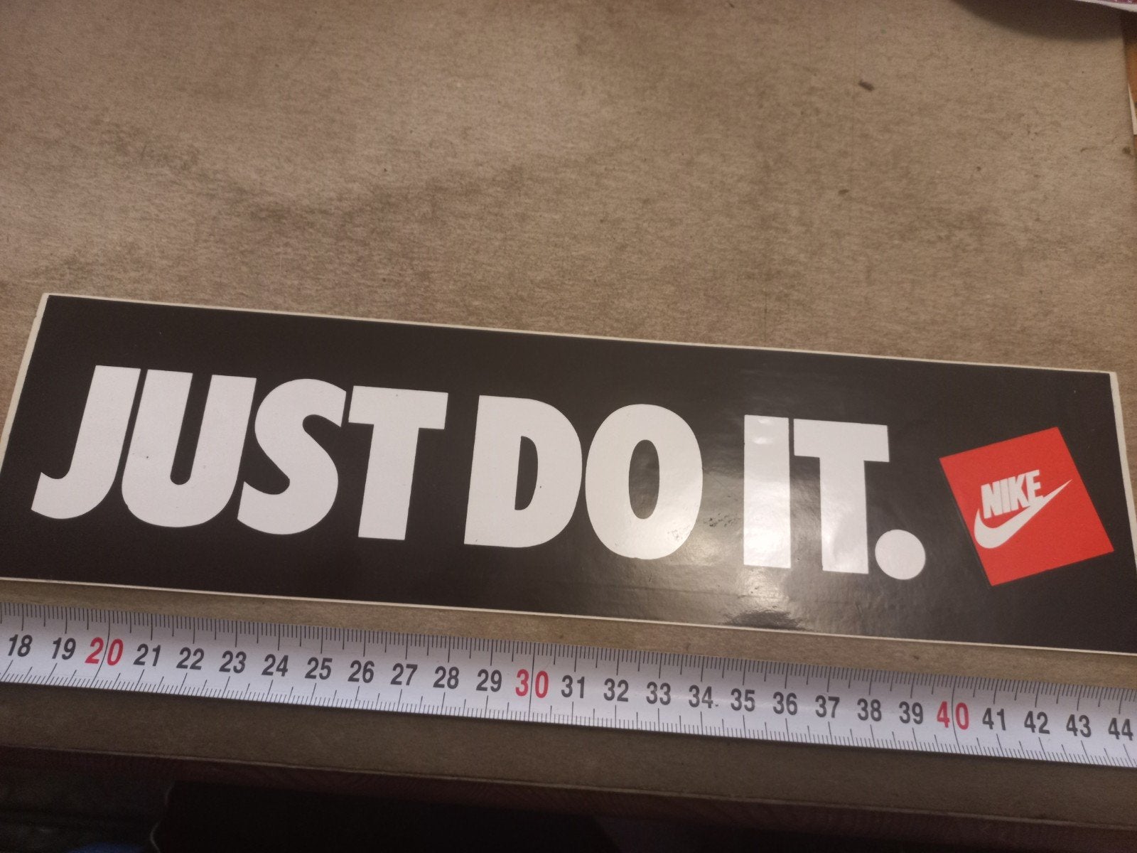 Nike 'Just Do It' Sticker - Zwart met Wit, Ophalen of Verzenden