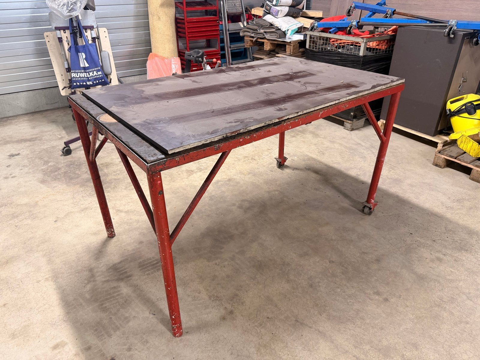 Verrijdbare Stevige Werkbank met Houten Blad, Ophalen, Gebruikt