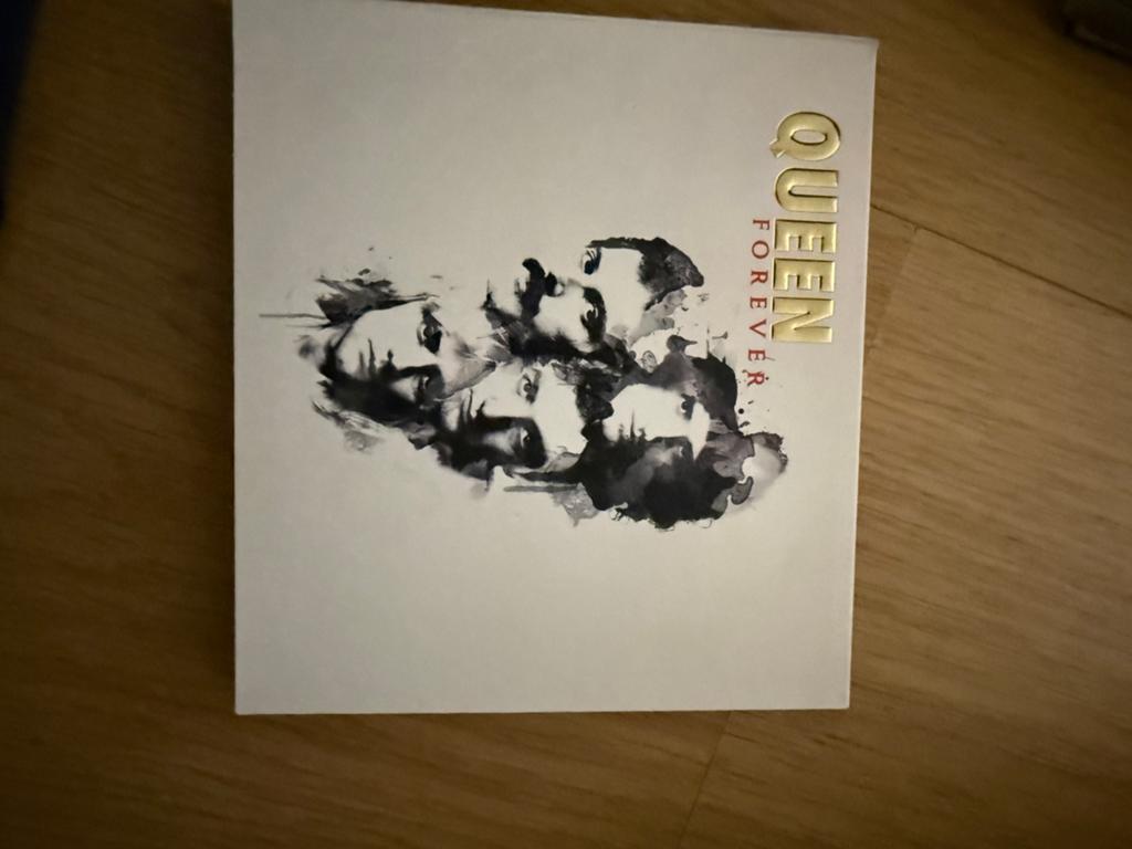 2 cd box queen forever, Ophalen of Verzenden, Zo goed als nieuw, Poprock