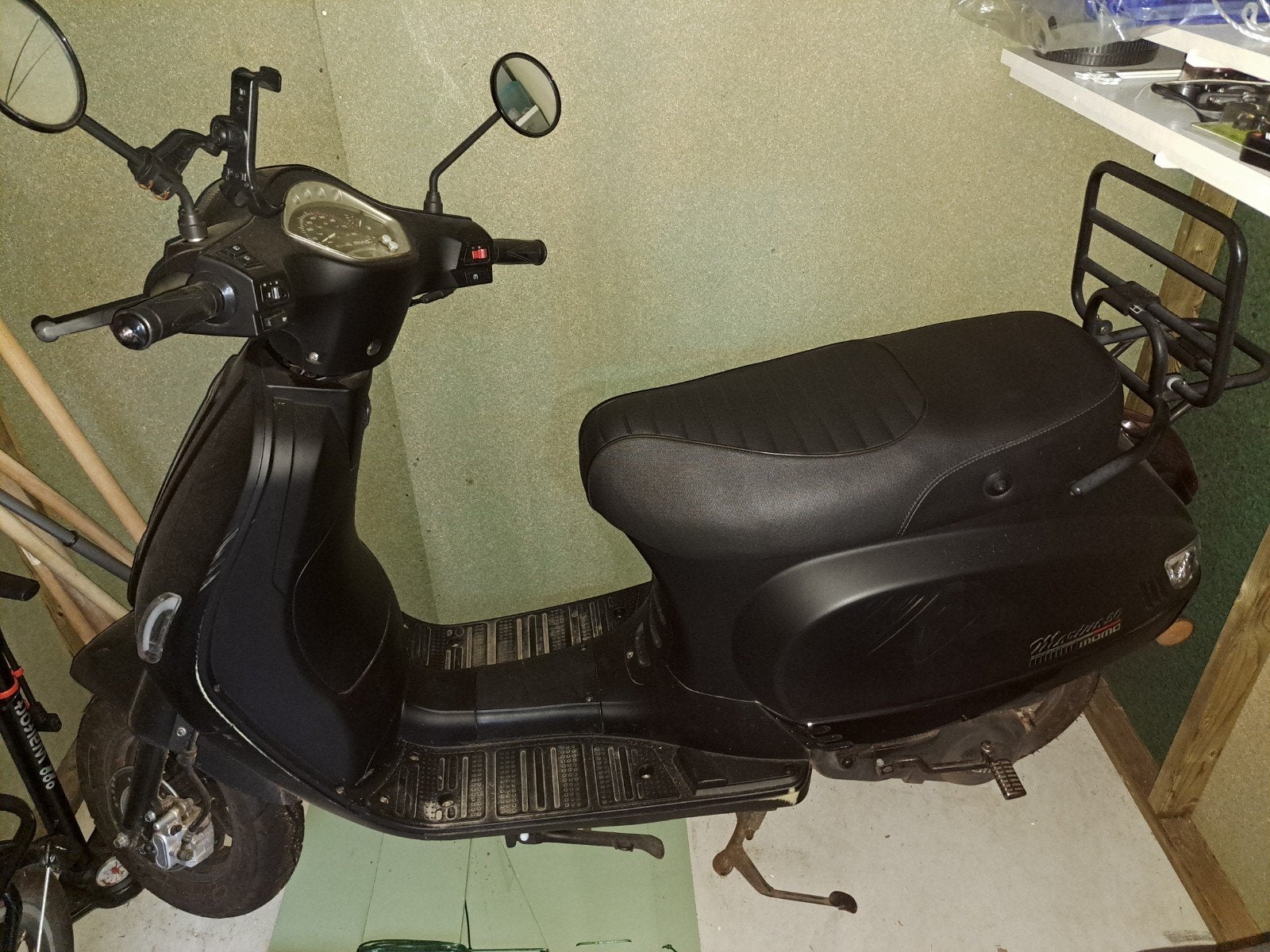 Momo scooter DEFECT, Gebruikt, Benzine, Ophalen, Overige merken