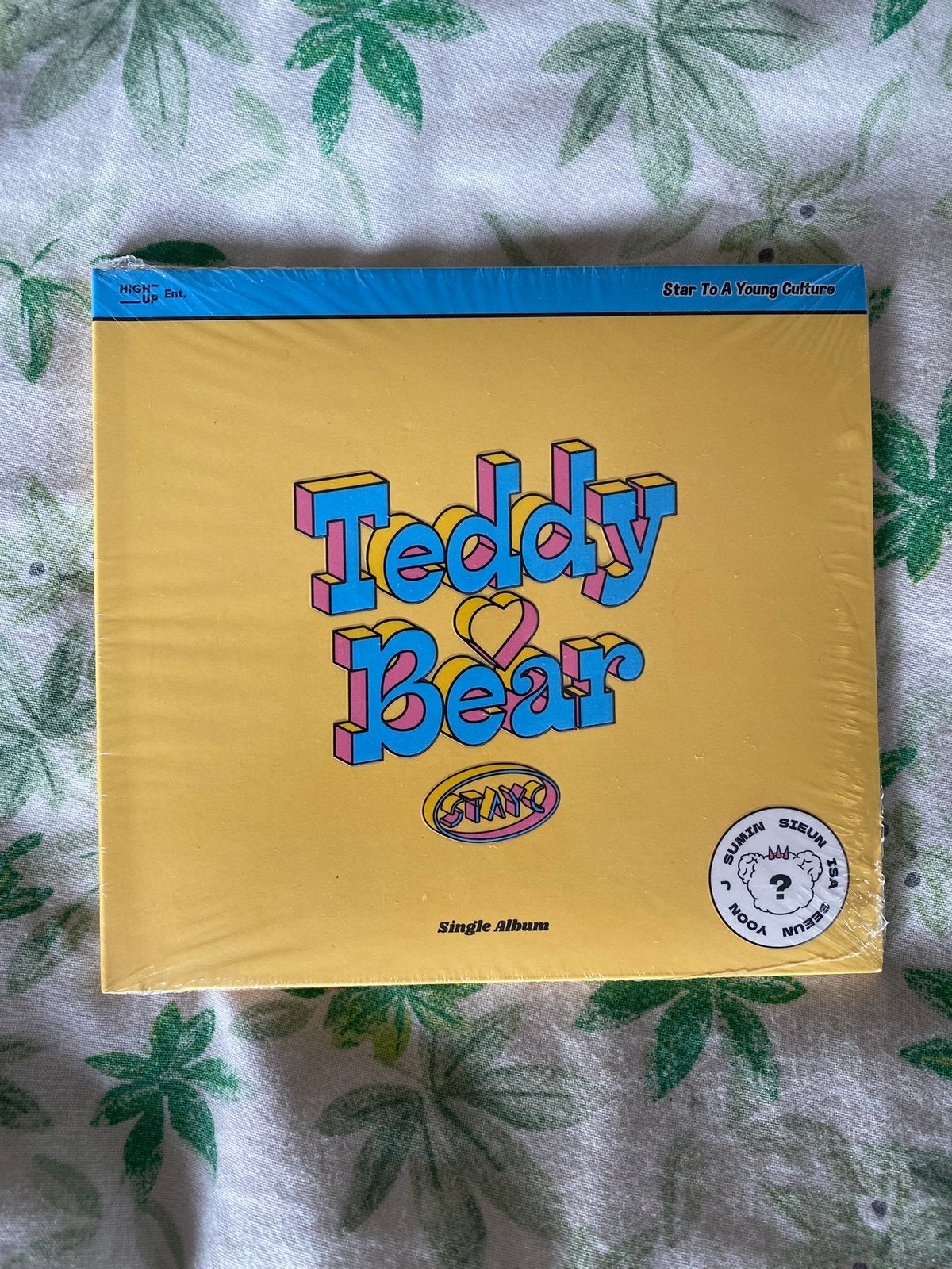 sealed stayc teddy bear digipack album nieuw ongeopend, Ophalen of Verzenden, Nieuw, Cd of Plaat