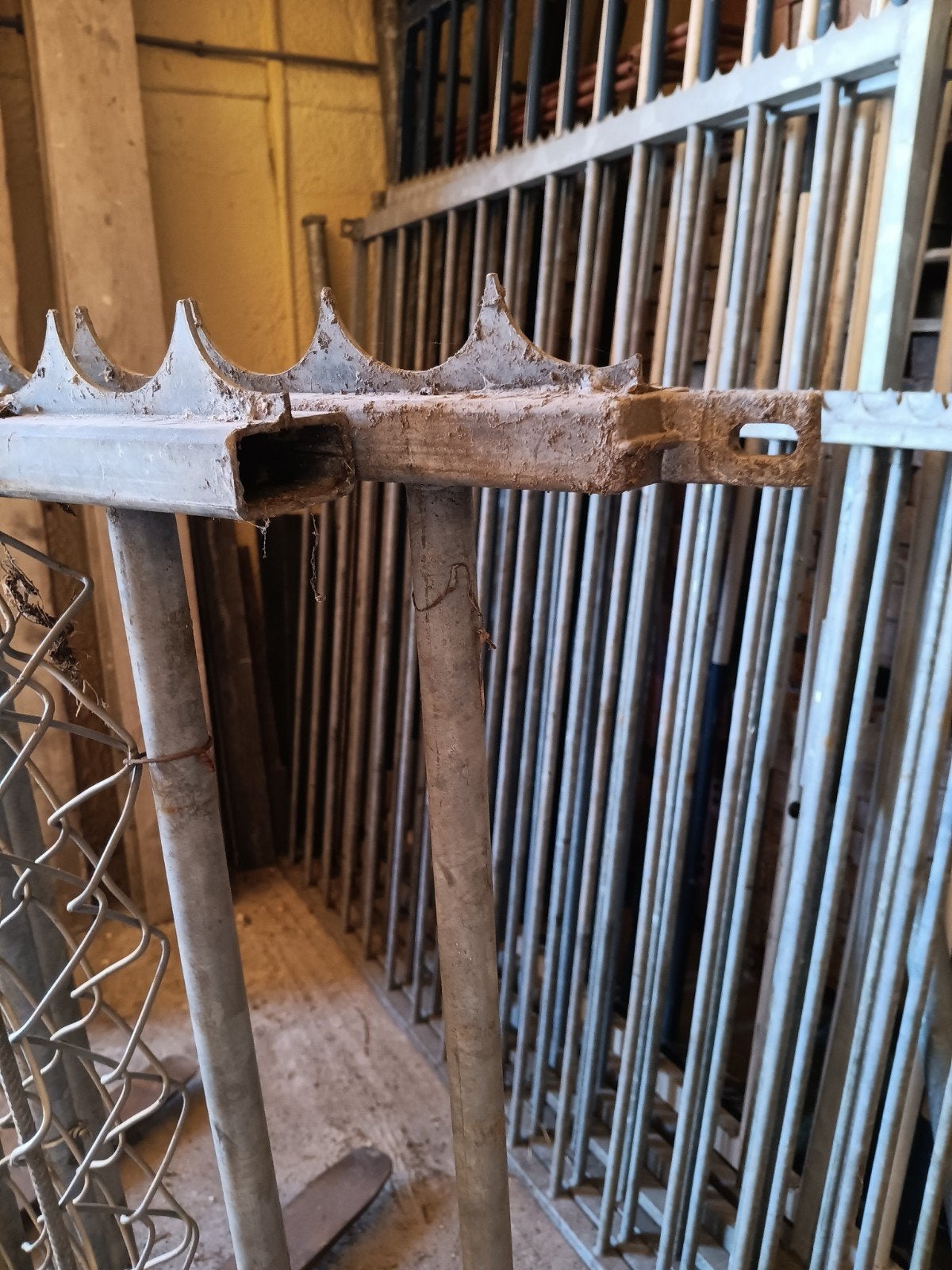 B&G Hekwerk Spijlenhekwerk - Gebruikt, Ophalen of Verzenden, Gebruikt, IJzer, Spijlenhekwerk