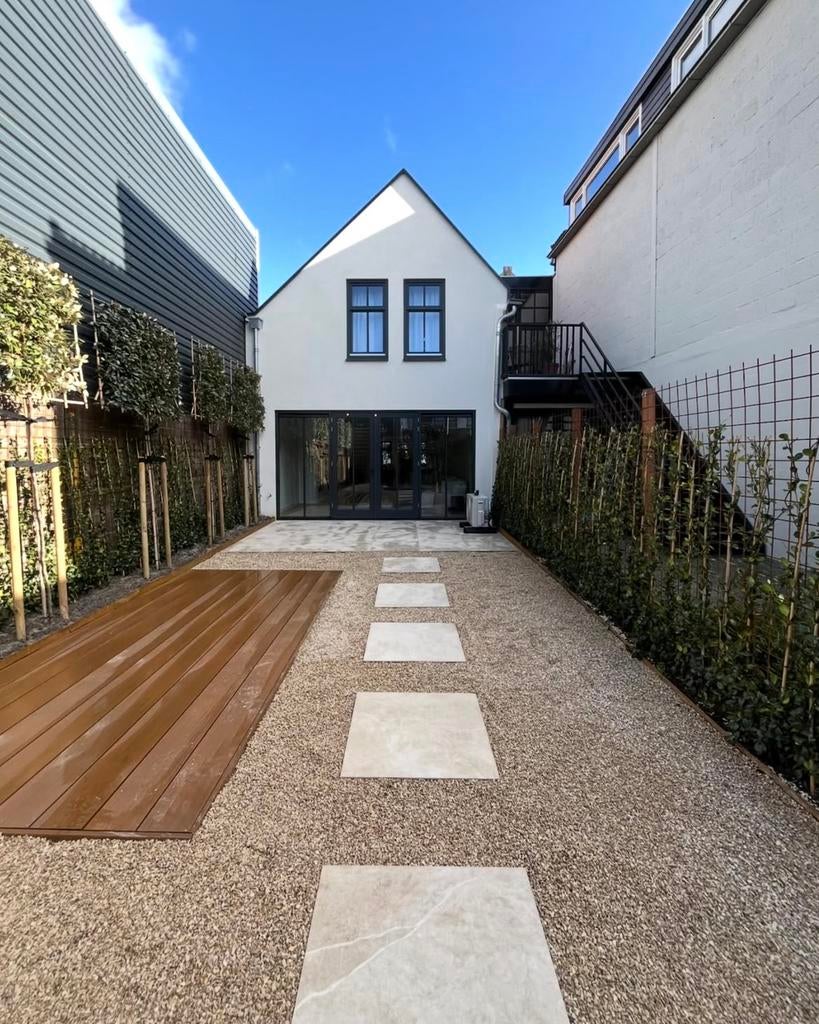 Stratenmaker Vakman in Grond- & Straatwerk, advies & ontwerp, Garantie, Tuinonderhoud of Snoeiwerk