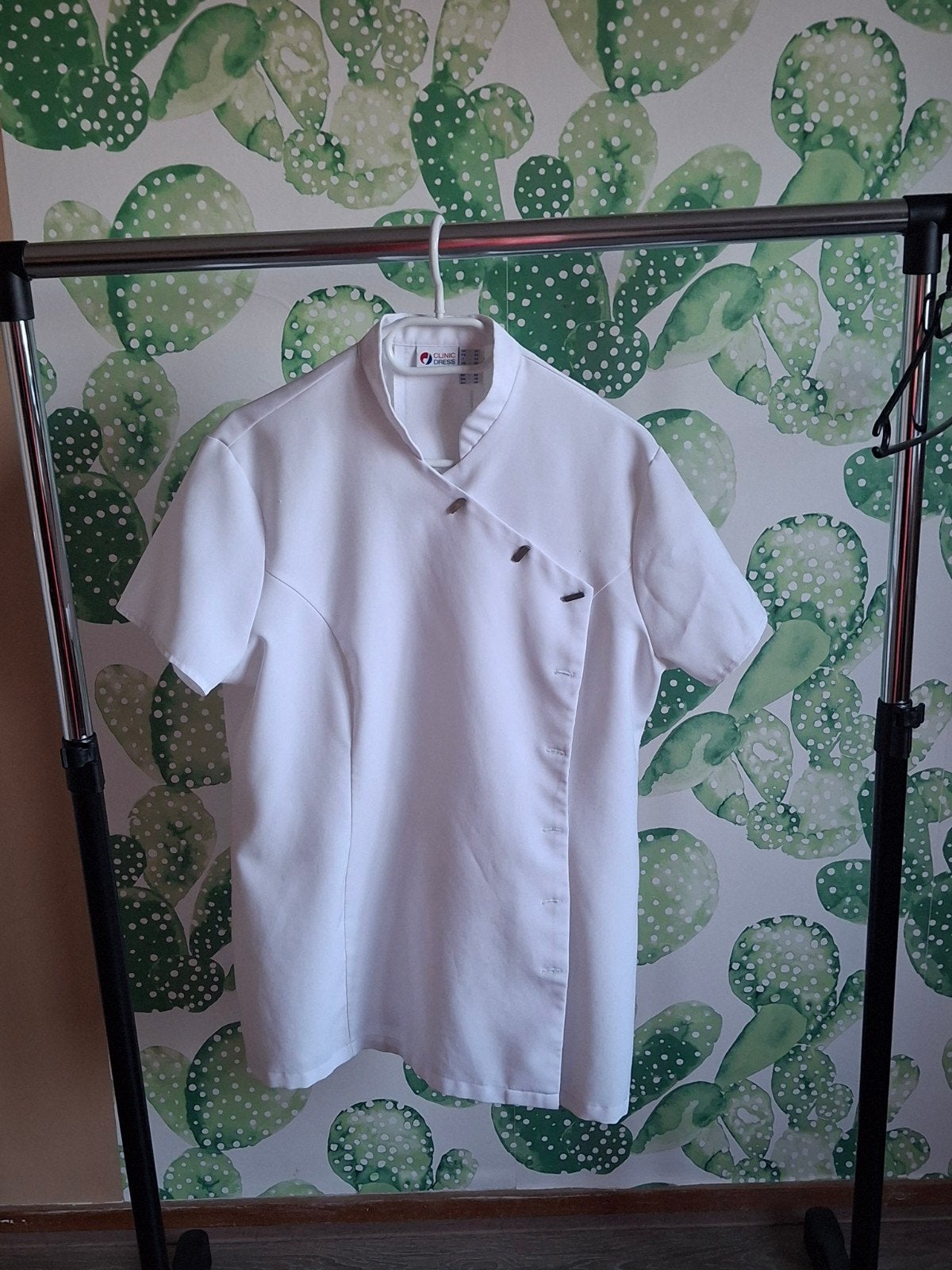 Nette witte werkjas Clinic Dress maat 48, Kleding | Dames, Overige Dameskleding, Clinic Dress, Ophalen of Verzenden, Zo goed als nieuw