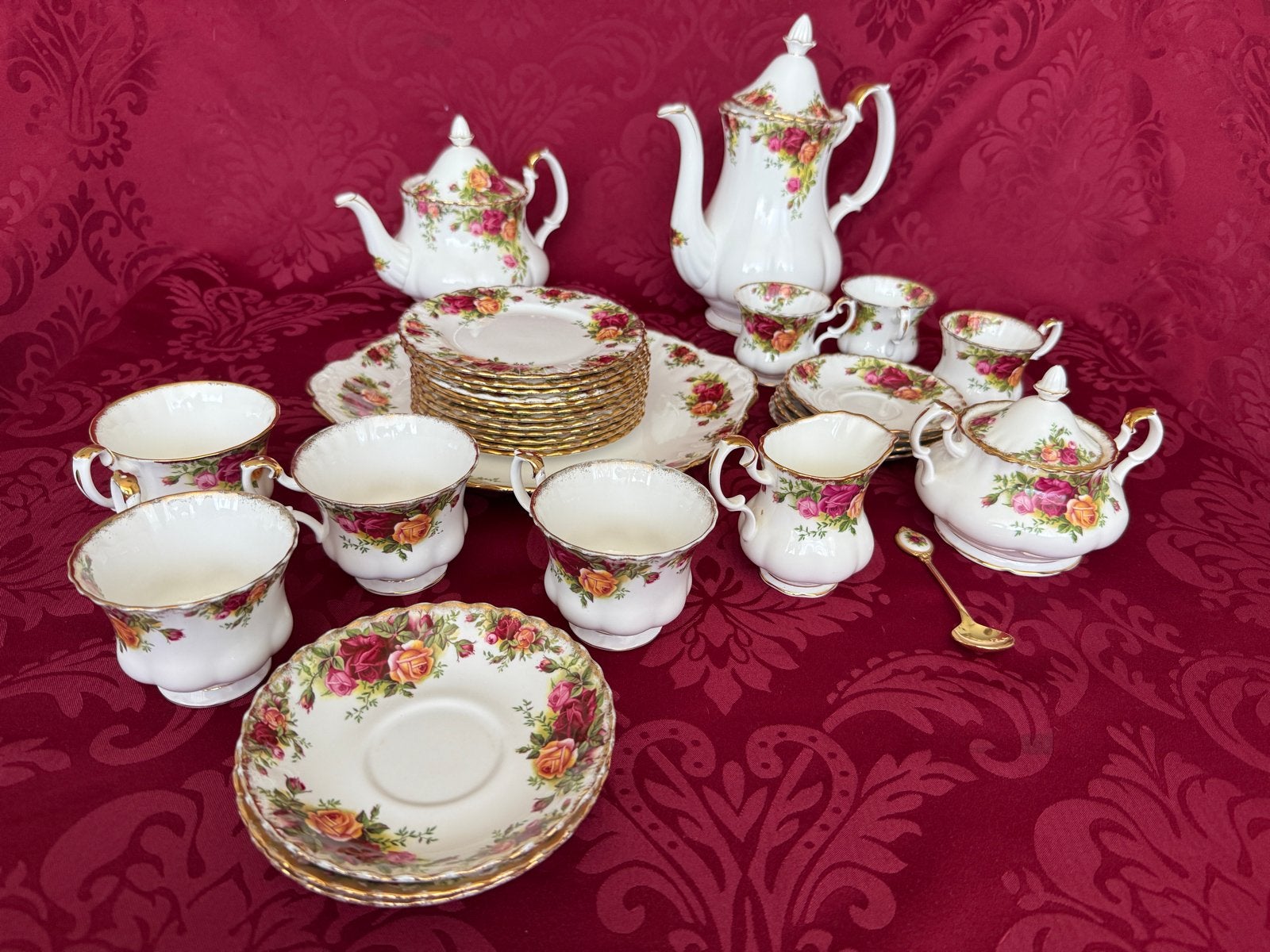 Royal Albert Old Country Roses Servies, Ophalen