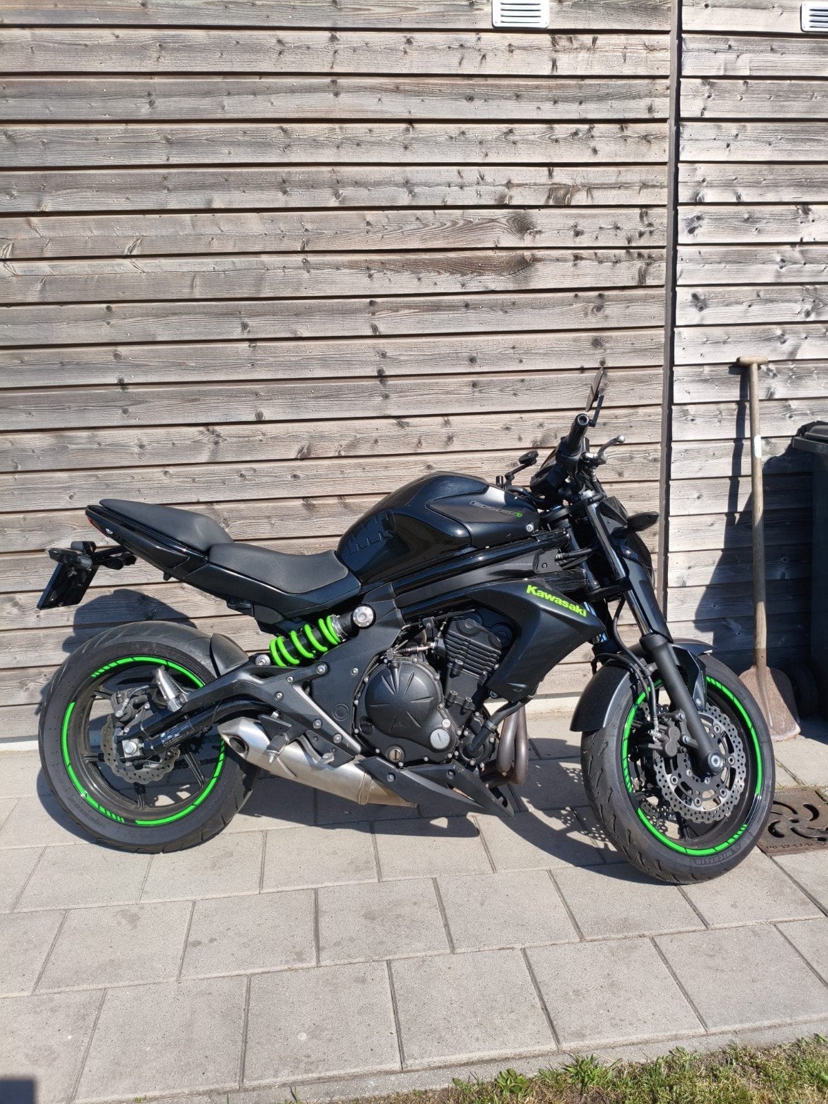 Kawasaki ER6N 2015, Motoren, Ophalen, Zo goed als nieuw
