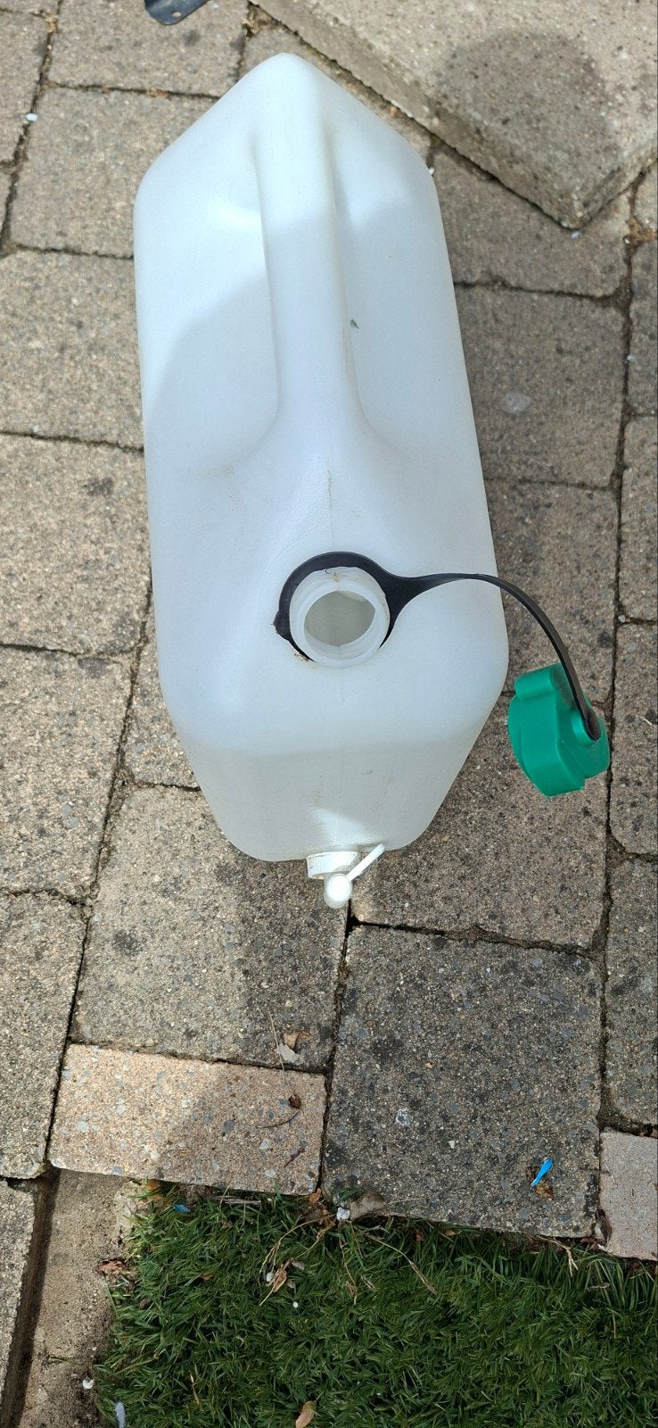 20 liter jerrycan met kraantje, gebruikt voor wasverzachter, Ophalen of Verzenden, Gebruikt
