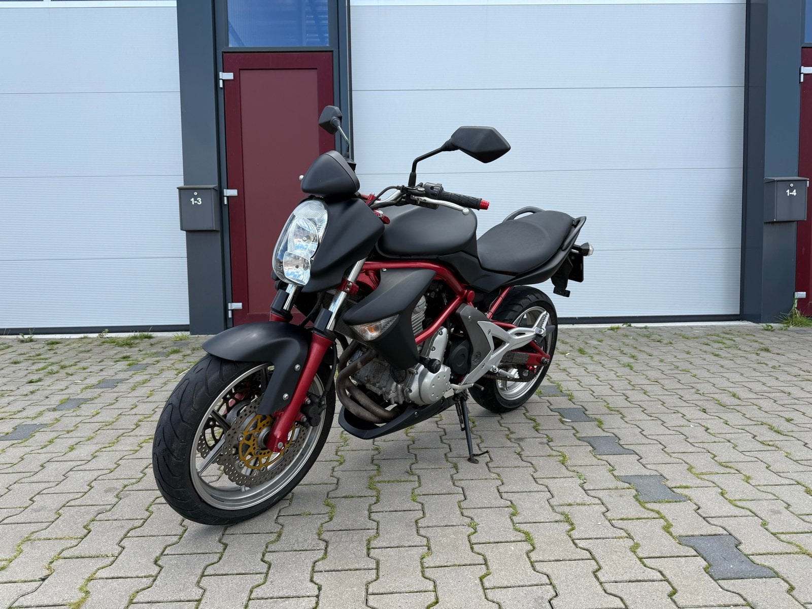Kawasaki ER-6N Naked Bike, 2 cilinders, Sportuitlaat, Gebruikt, Particulier