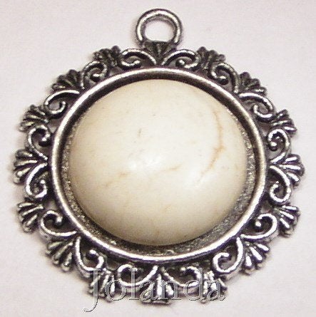 1055 Ivoor WItte Howliet Steen Tibetaanse Metalen Hanger, Ophalen of Verzenden, Nieuw, Hanger