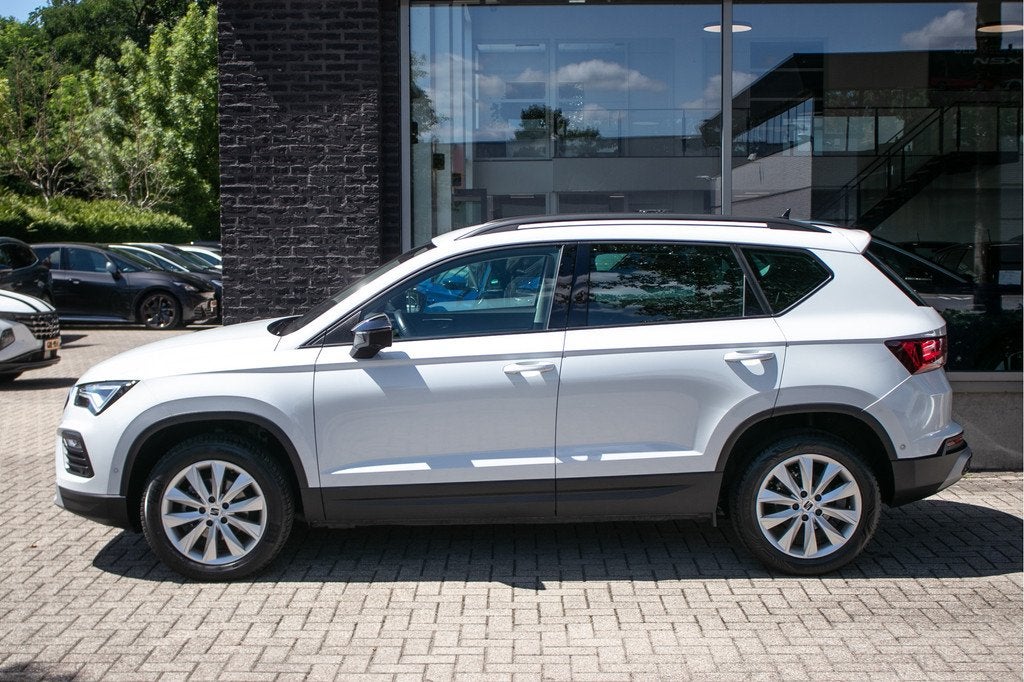 SEAT Ateca 1.5 TSI Style Business Intense | Leder | 1800kg t, Auto's, Seat, 12 maanden, 4 cilinders, Ateca, Wit