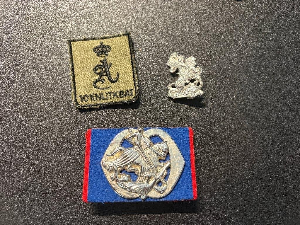Collectie NL Leger emblemen, Verzamelen, Ophalen of Verzenden, Landmacht, Nederland, Embleem of Badge