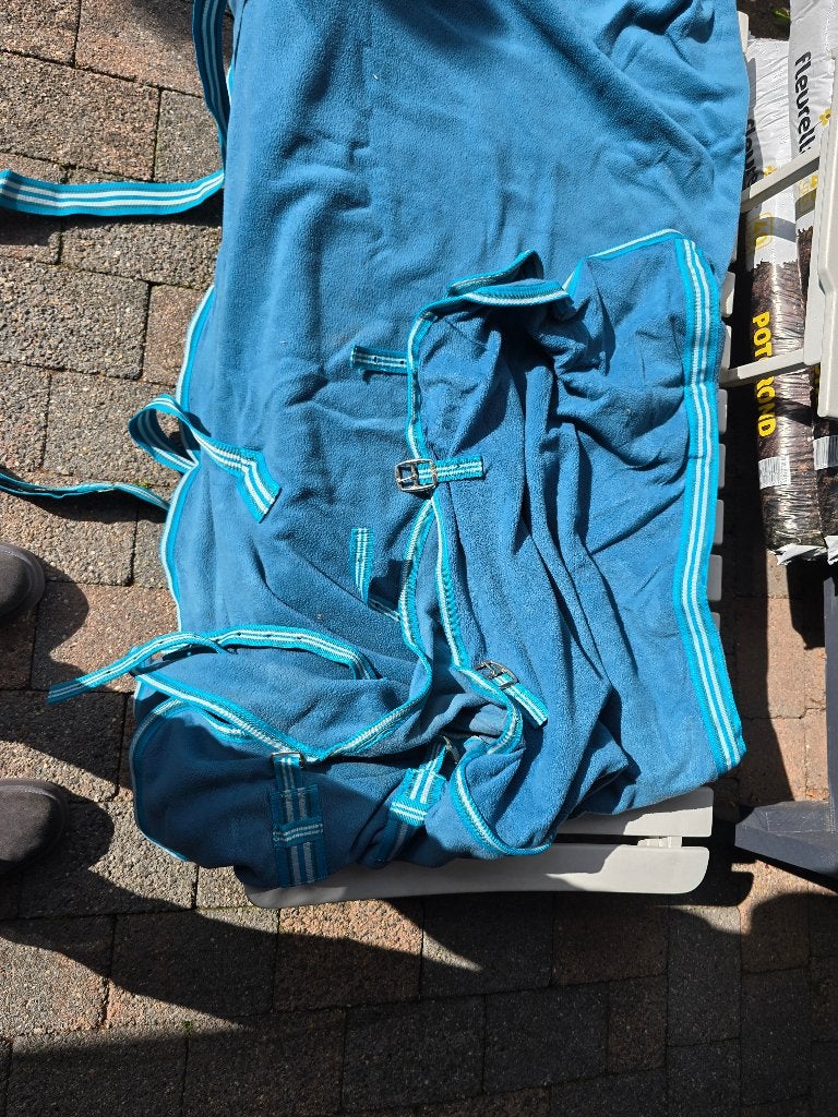 Zweetdeken met hals, Dieren en Toebehoren, Gebruikt, Overige merken, Zweetdeken, Extra Full (XL)
