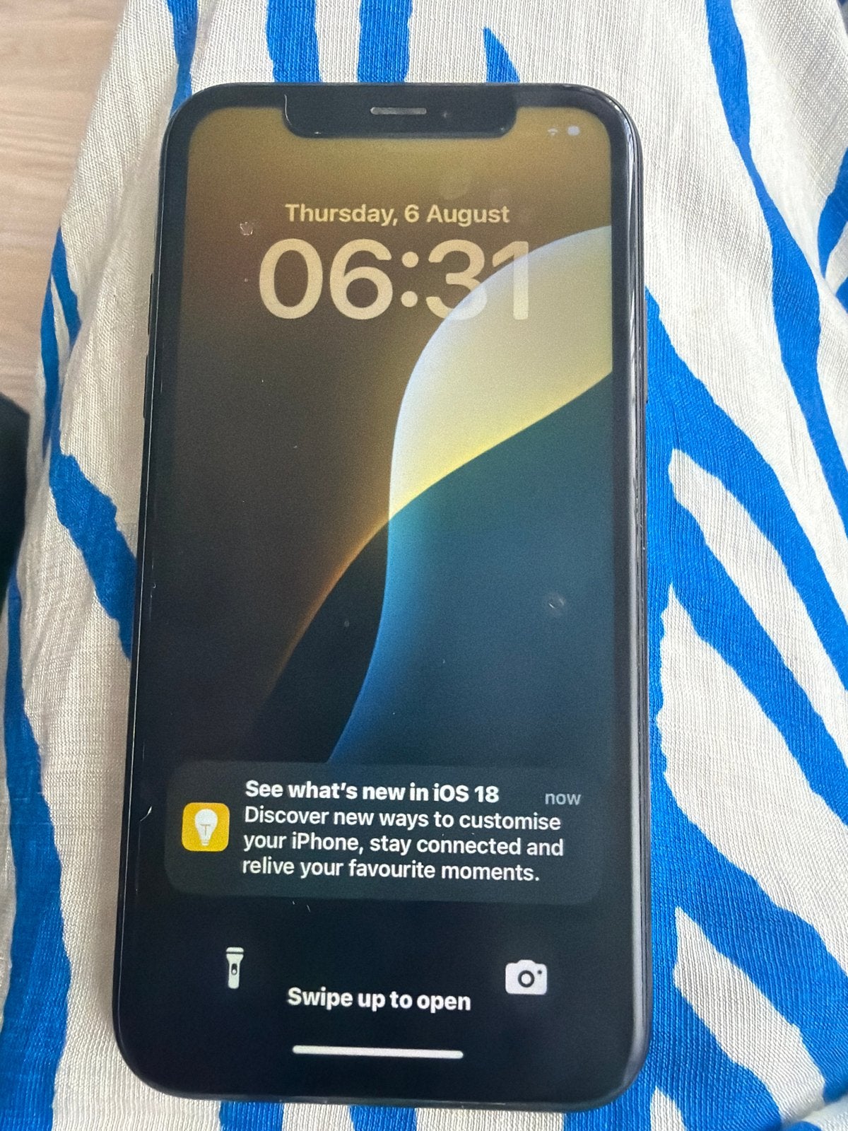 iPhone XR 128GB Zwart - Altijd met hoesje en screenprotector, Ophalen, 128 GB, Zwart, IPhone XR
