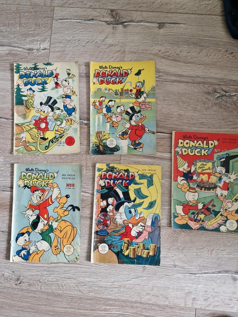 5 Donald Ducks uit 1957, Gelezen, Verzenden, Europa, Meerdere comics