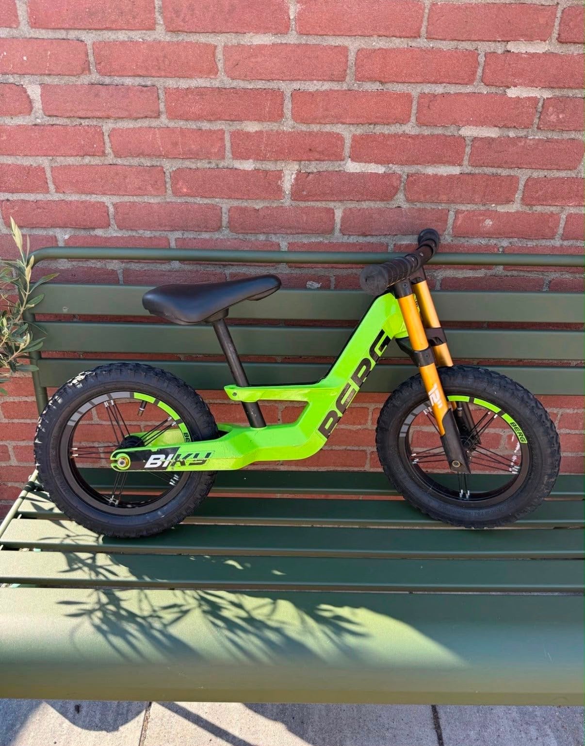 BERG Biky loopfiets groen - Zo goed als nieuw, Ophalen, Zo goed als nieuw, Velgrem, 16 tot 20 inch