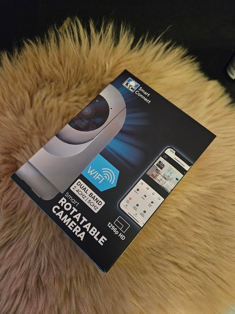 Nieuw! Smart wifi camera draaibaar via App. Nieuw in doos, Ophalen of Verzenden, Nieuw