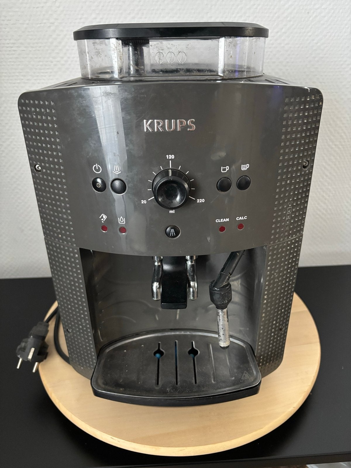 Krups Koffiemachine - Volautomatisch Espresso Apparaat, Ophalen, Koffiemachine, Koffiebonen, Zo goed als nieuw