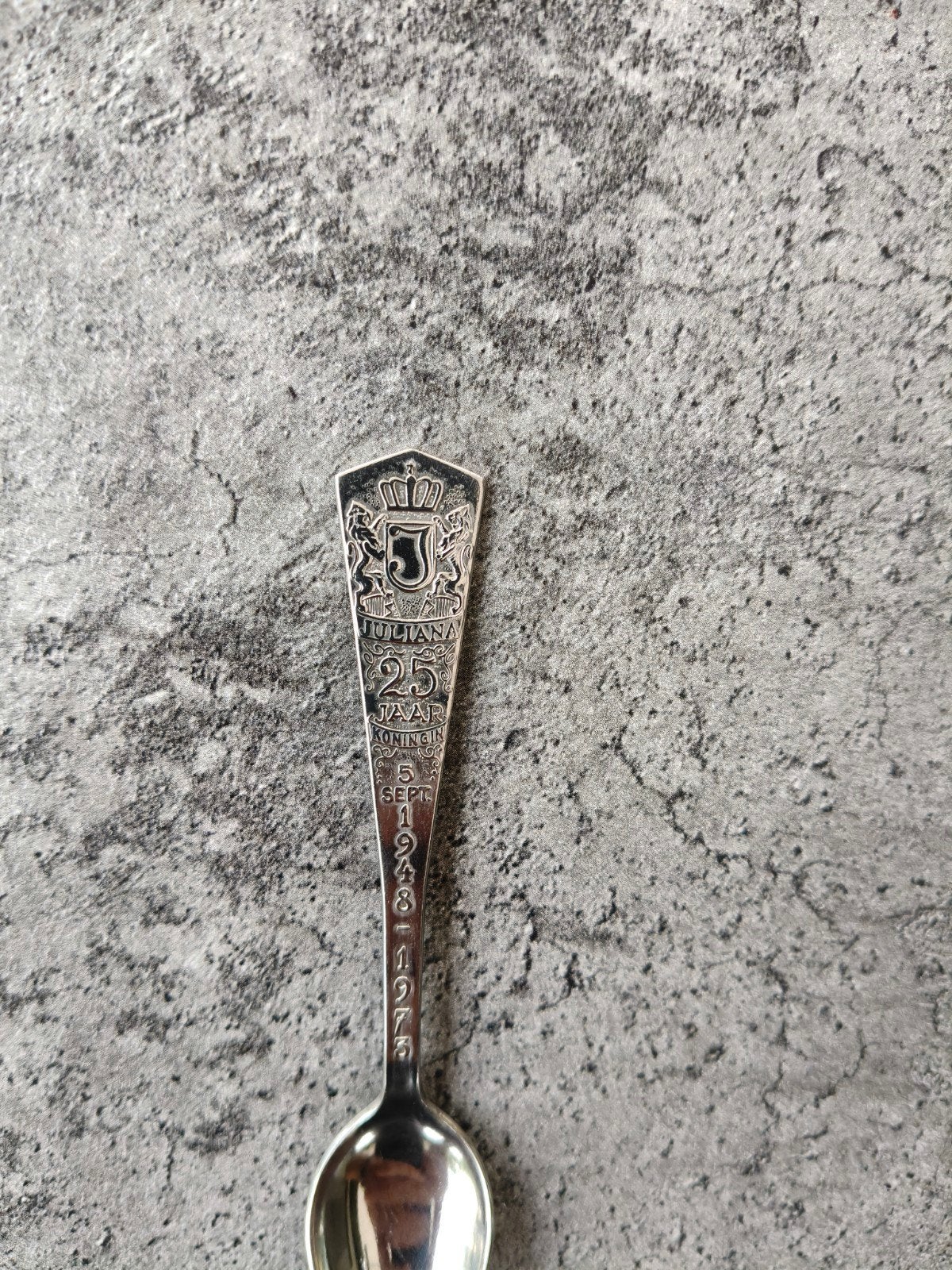 Zilveren Herdenkingslepeltje Koningin Juliana 1973, Ophalen of Verzenden, Zilver