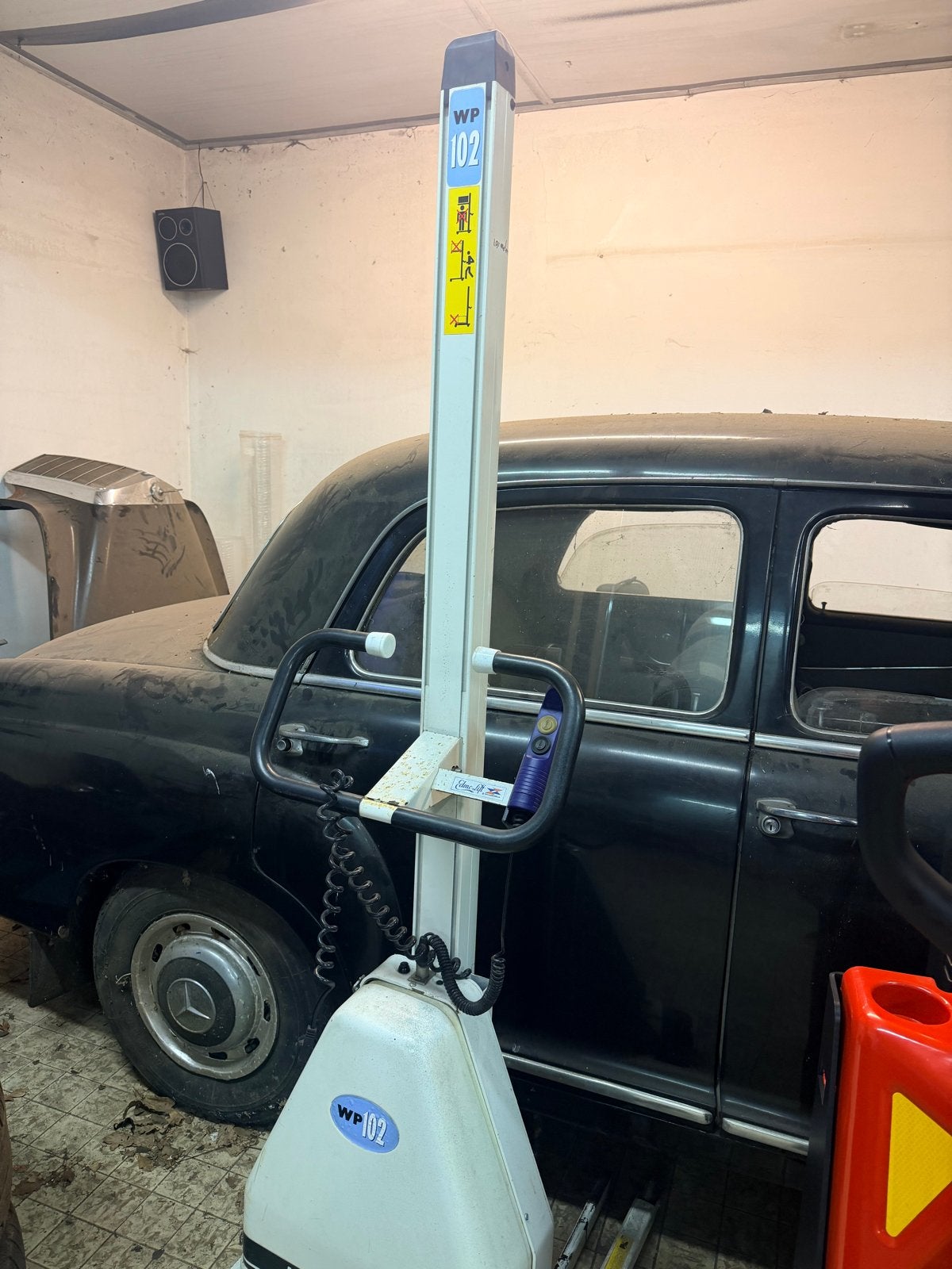 EDMO LIFT WP102 Werkplaatslift Tilhulp - Max 100kg, 1.92m, Ophalen of Verzenden