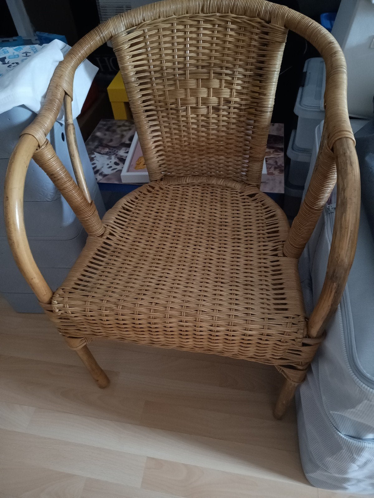 gratis ophalen nette rieten stoel, Ophalen, Gebruikt, Bruin, Eén