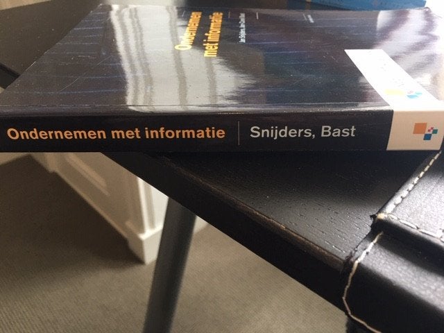 Ondernemen met Informatie 8e druk, Boeken, Ophalen of Verzenden, Beta, Zo goed als nieuw, HBO