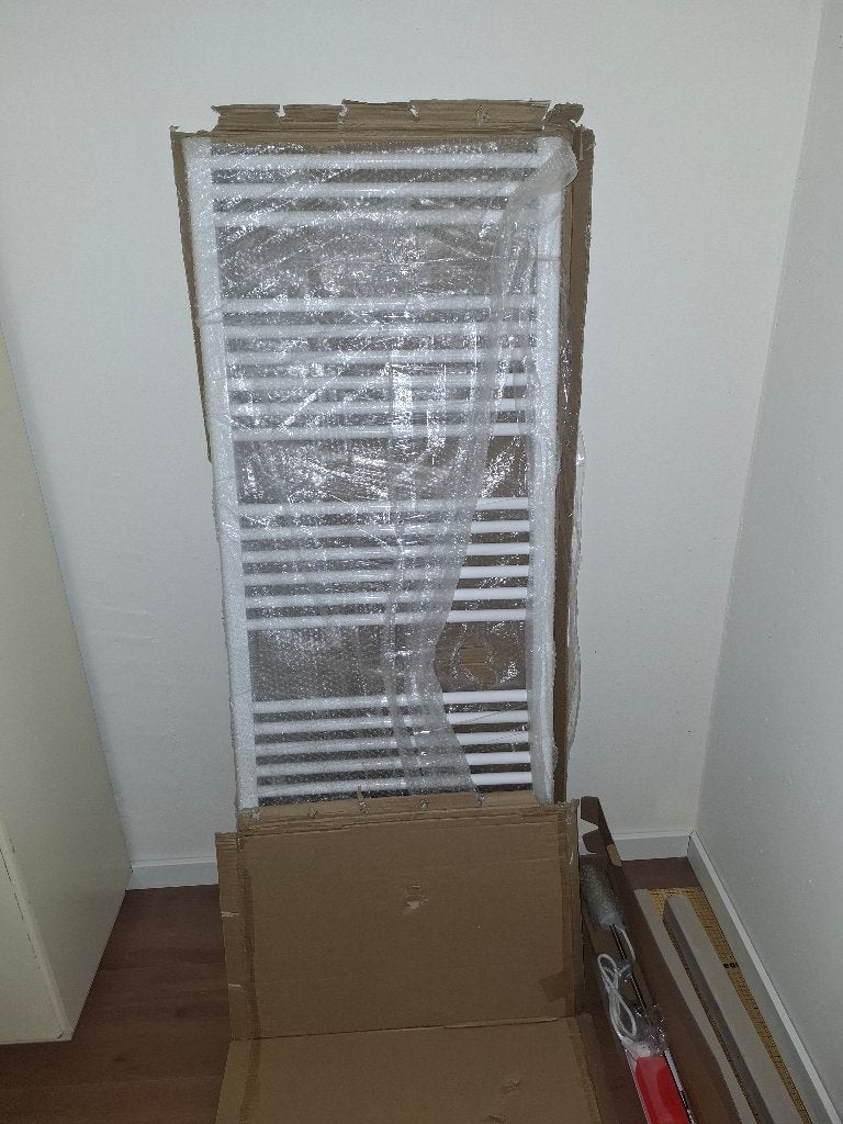 Nieuwe handdoekradiator wit 160x60 (elektrisch) - Ongebruikt, Ophalen, Radiator, Nieuw, 60 tot 150 cm