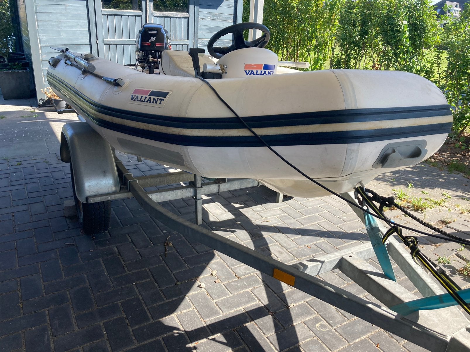 Valiant rib met polyester bodem, jockey seat en Mercury 8 pk, Watersport en Boten, Rubberboten, Gebruikt, Valiant, Ophalen, Polyester/glasvezel