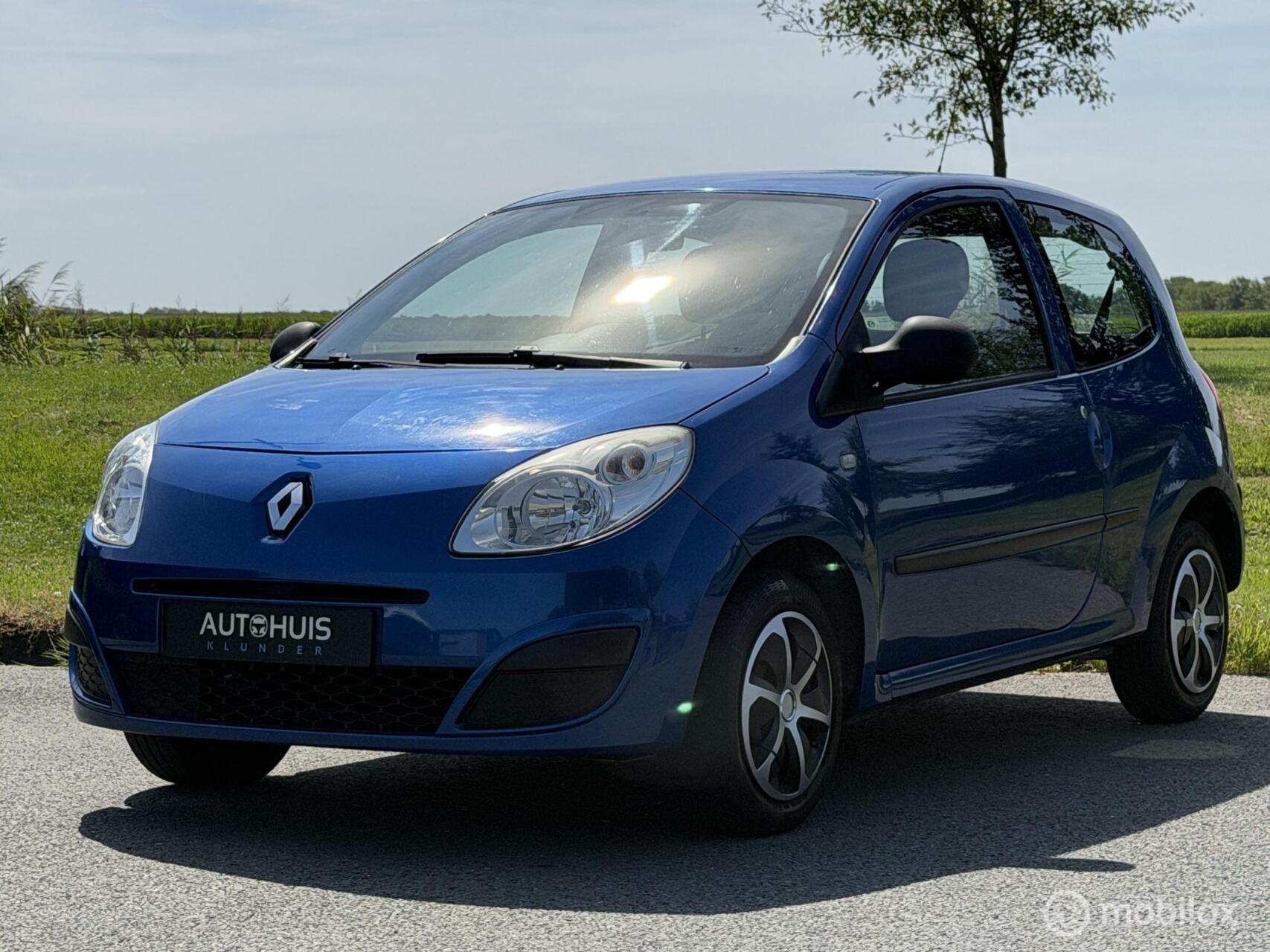 Renault Twingo 1.2 * Airco * NW APK * NAP *, Voorwielaandrijving, Twingo, Gebruikt, 31 €/maand