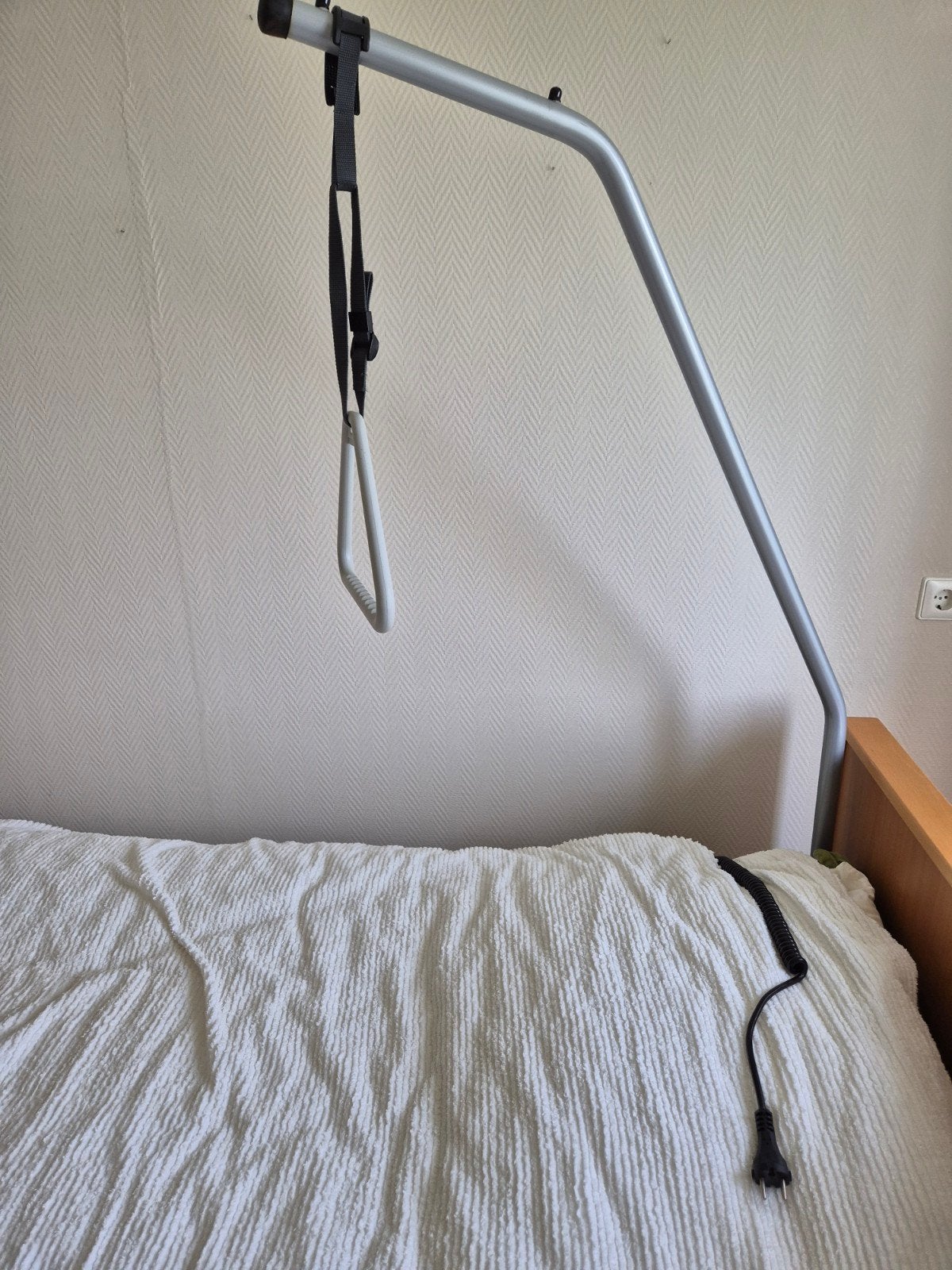 Hoog/laag bed met papegaai, Ophalen, 90 cm, Eenpersoons, Bruin